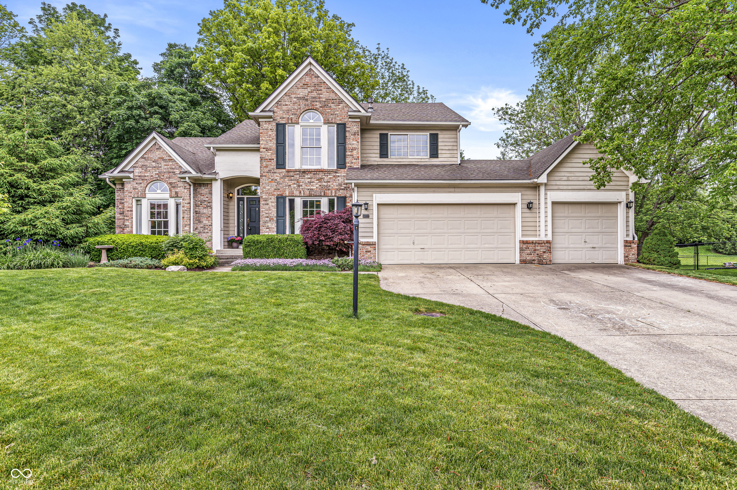 6833 Bluffridge Lane