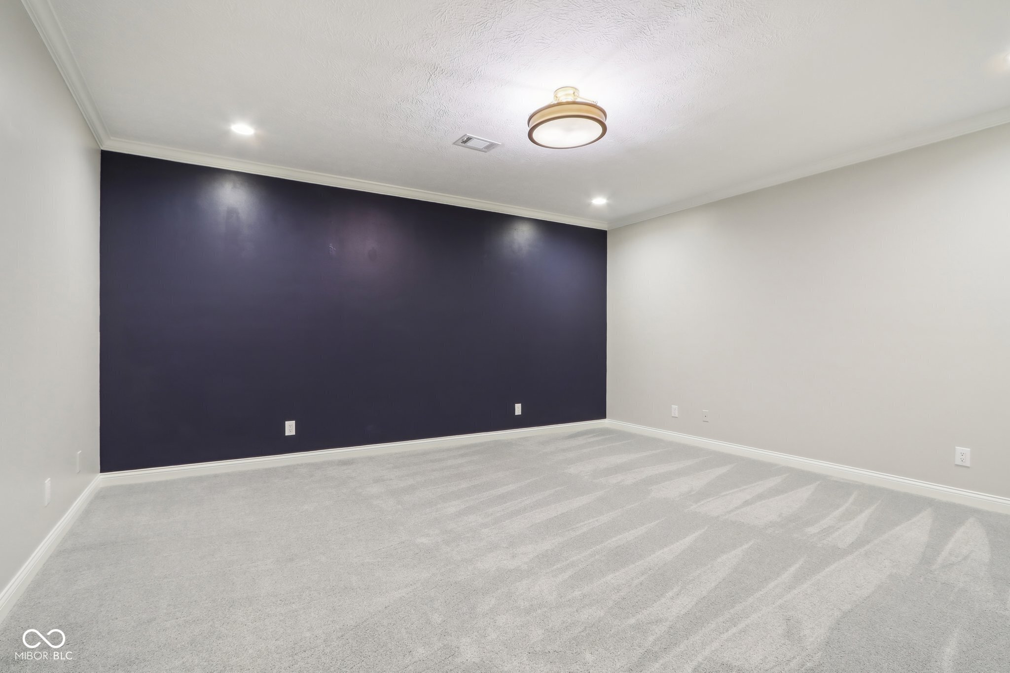 5786 E Fall Creek Pkwy N Drive