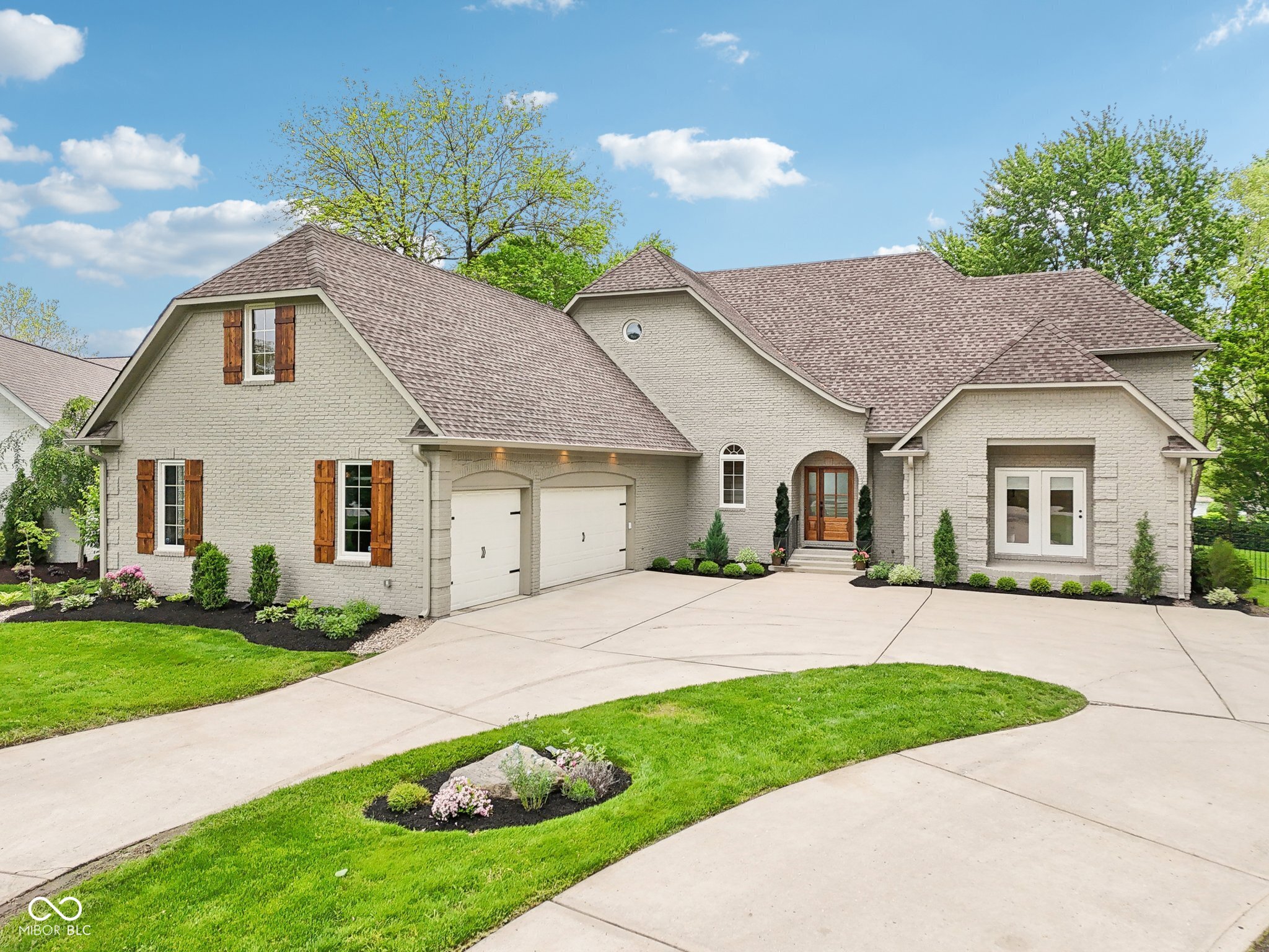 5786 E Fall Creek Pkwy N Drive