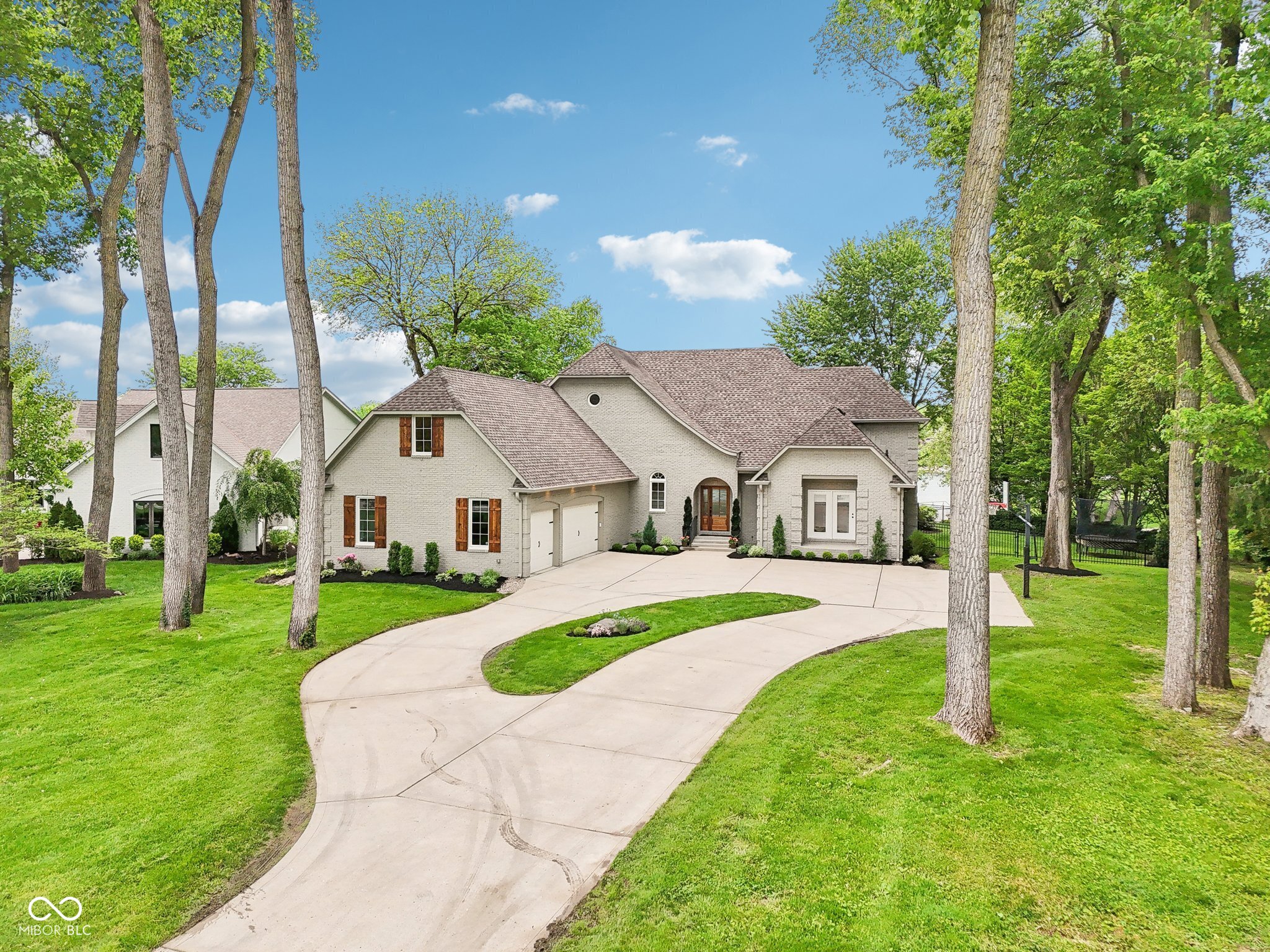 5786 E Fall Creek Pkwy N Drive