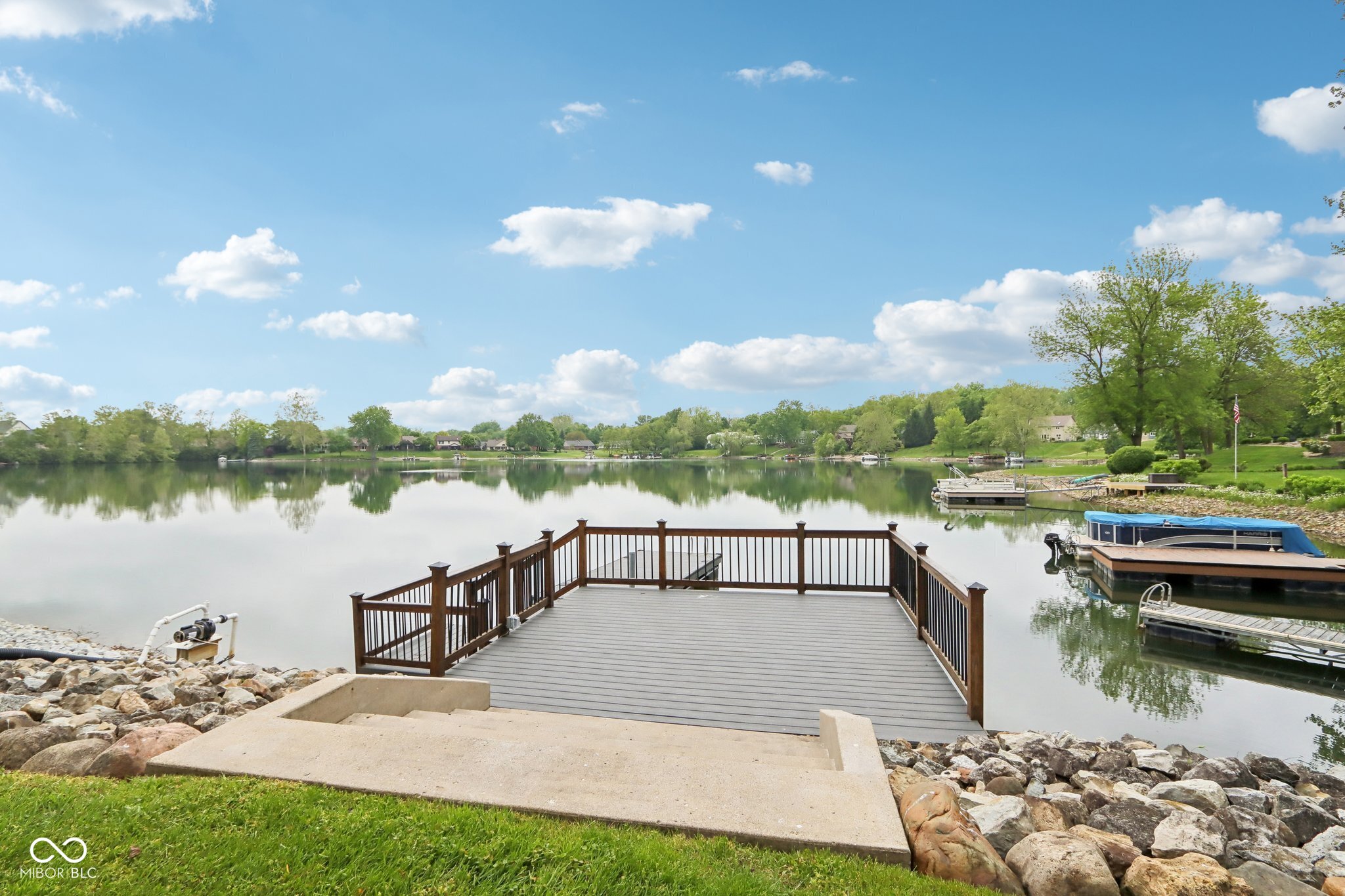 5786 E Fall Creek Pkwy N Drive