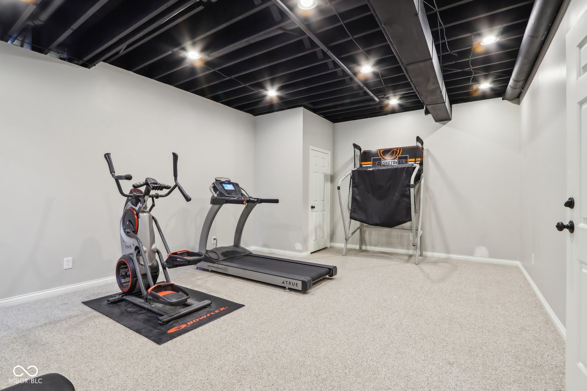 5786 E Fall Creek Pkwy N Drive