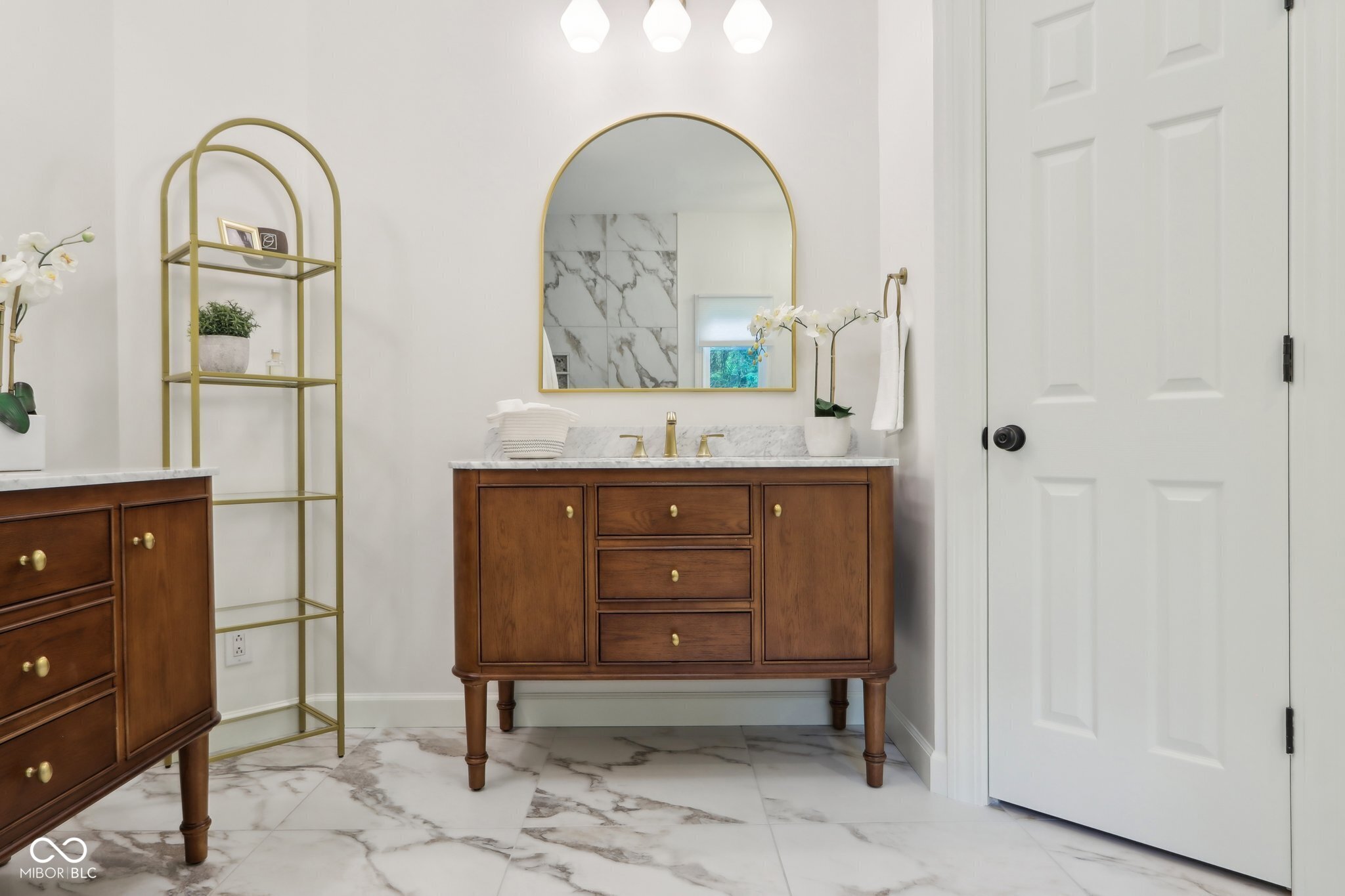 5786 E Fall Creek Pkwy N Drive