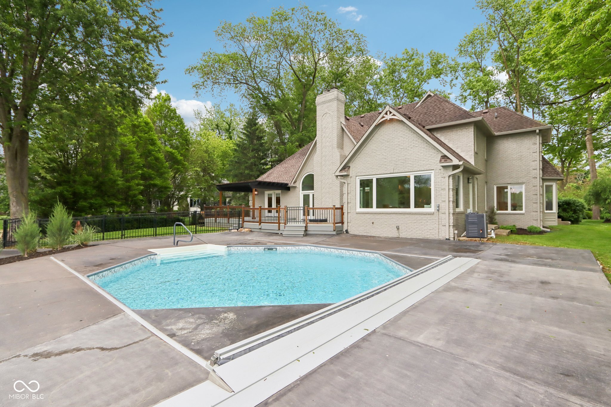 5786 E Fall Creek Pkwy N Drive