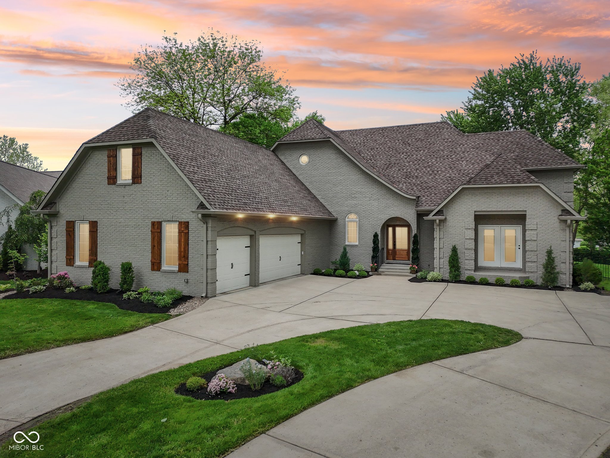 5786 E Fall Creek Pkwy N Drive