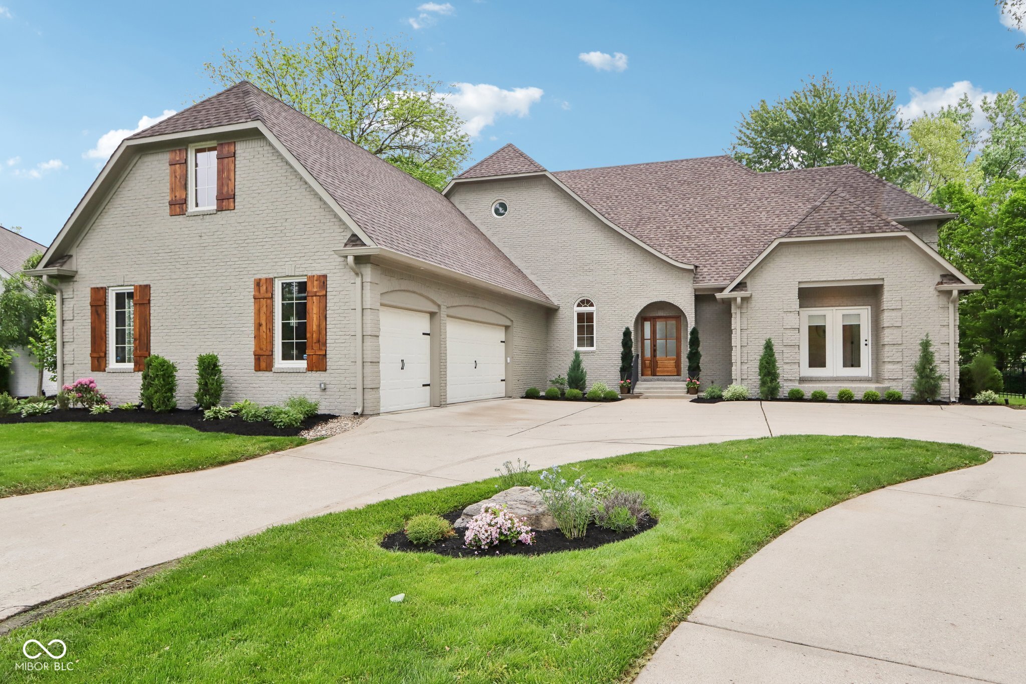 5786 E Fall Creek Pkwy N Drive