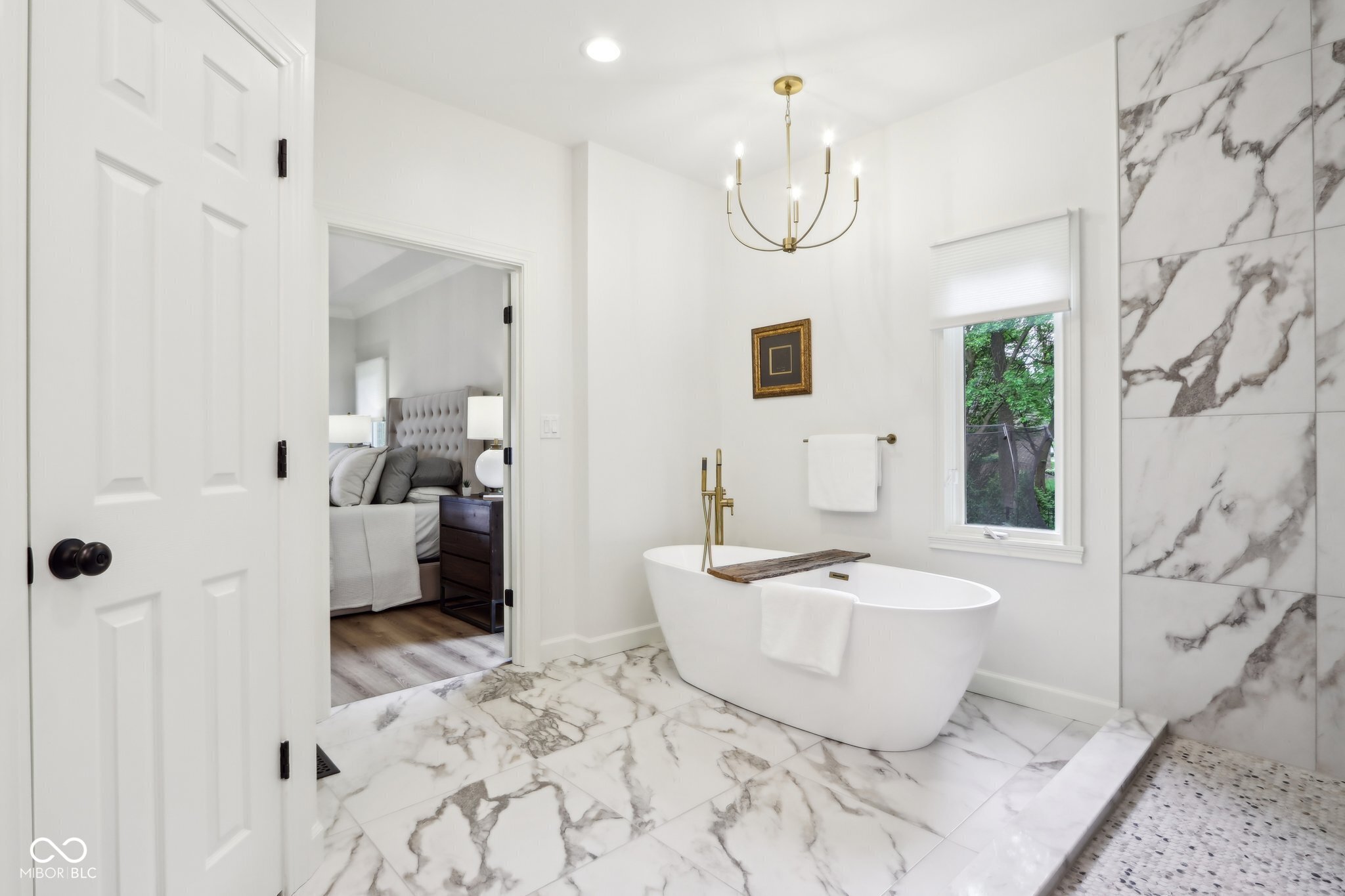 5786 E Fall Creek Pkwy N Drive