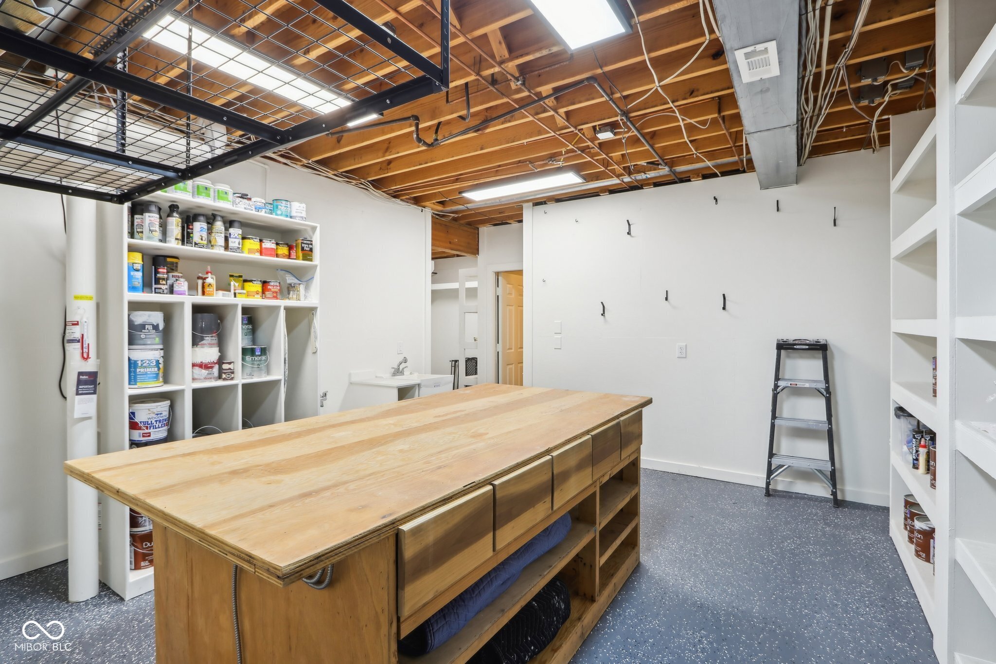 5786 E Fall Creek Pkwy N Drive