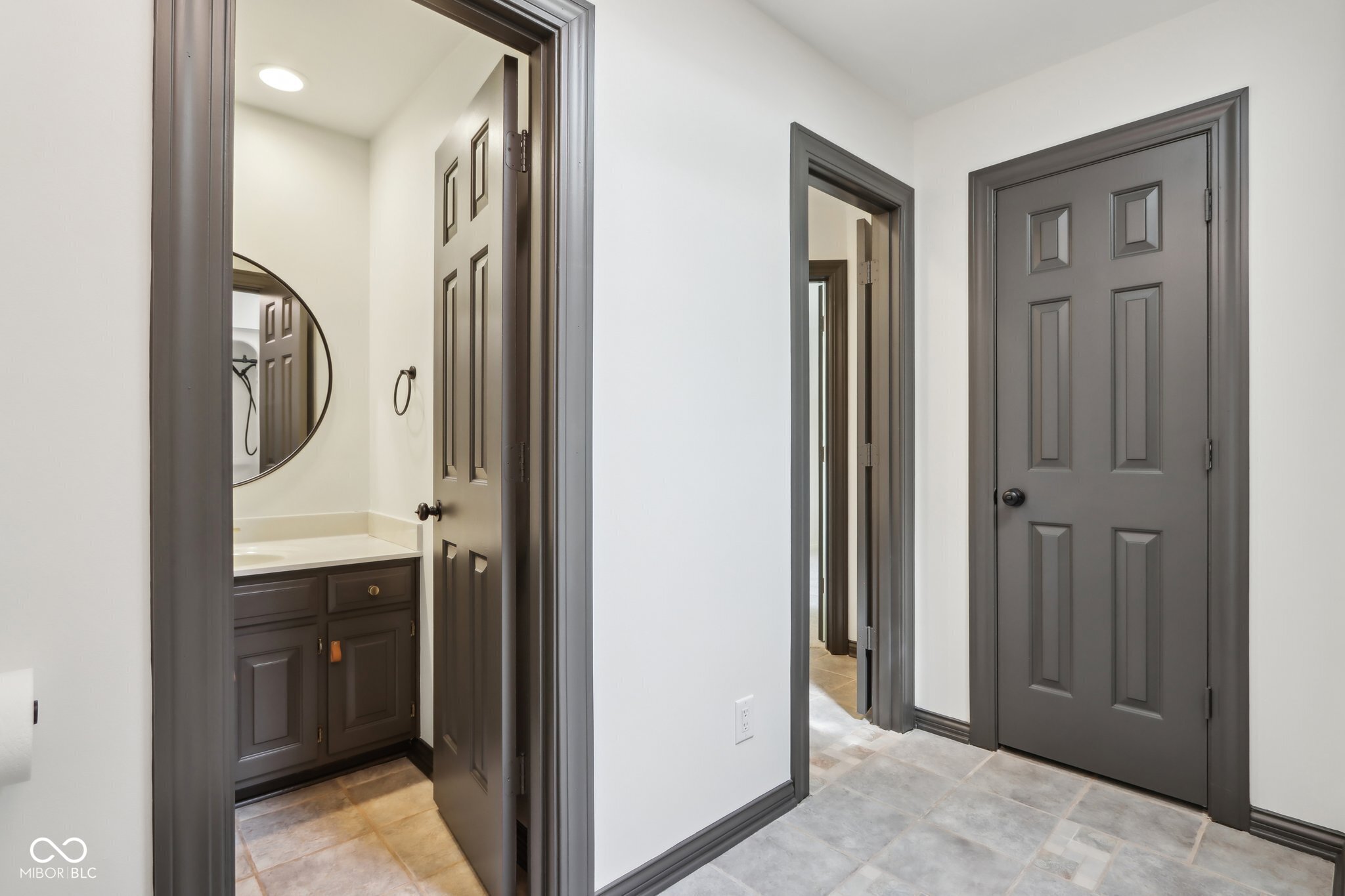 5786 E Fall Creek Pkwy N Drive