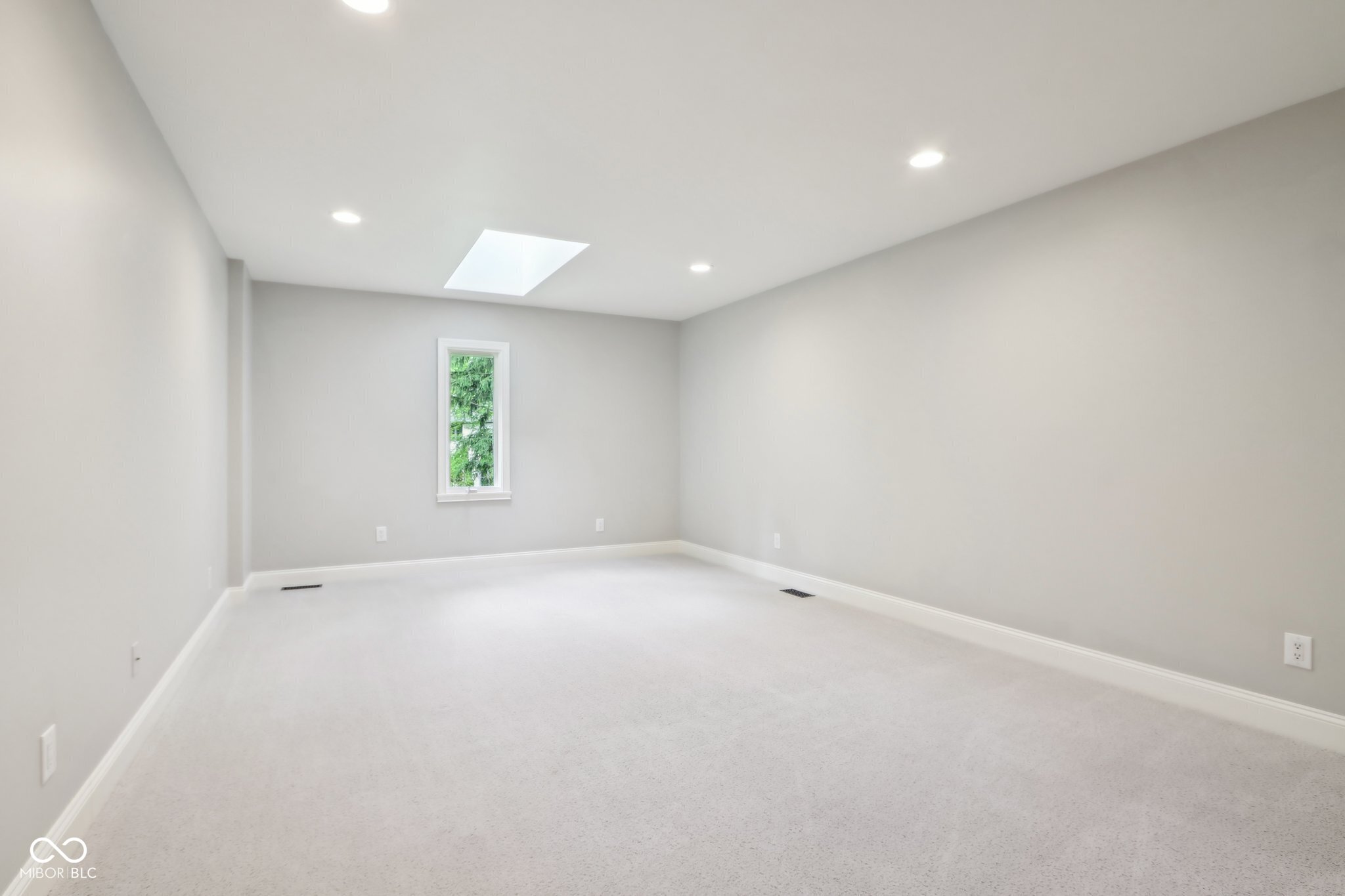 5786 E Fall Creek Pkwy N Drive