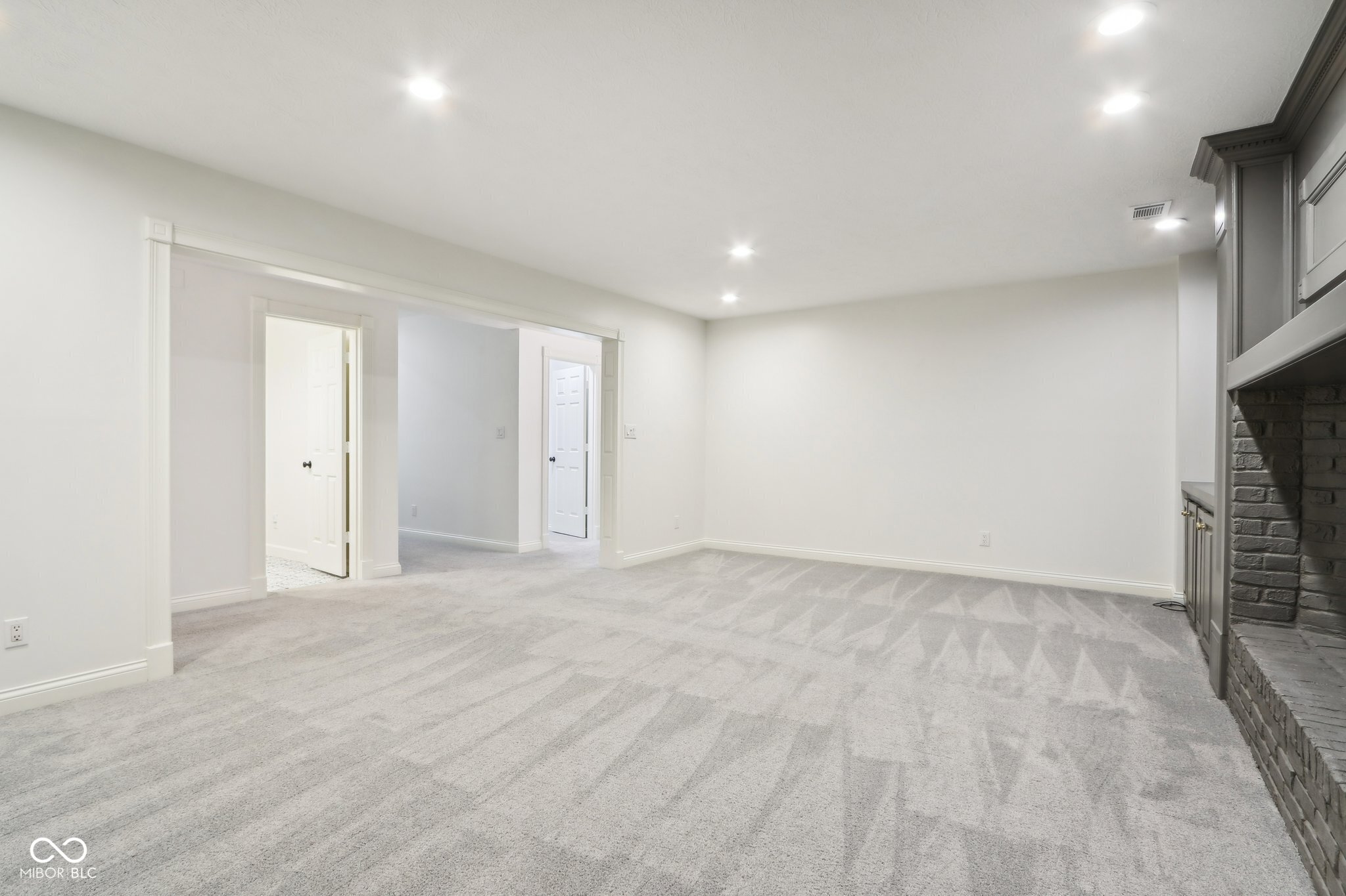 5786 E Fall Creek Pkwy N Drive