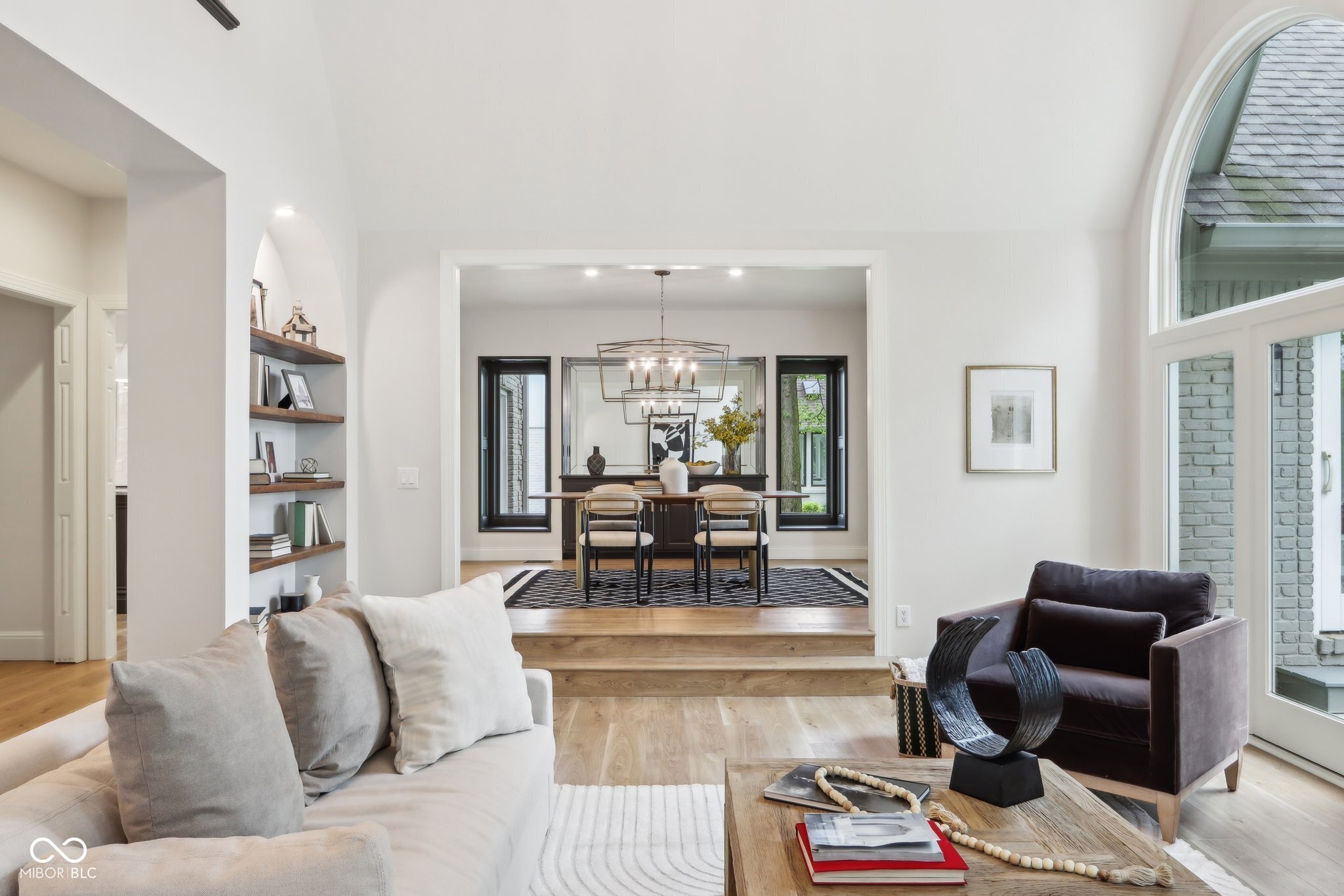 5786 E Fall Creek Pkwy N Drive