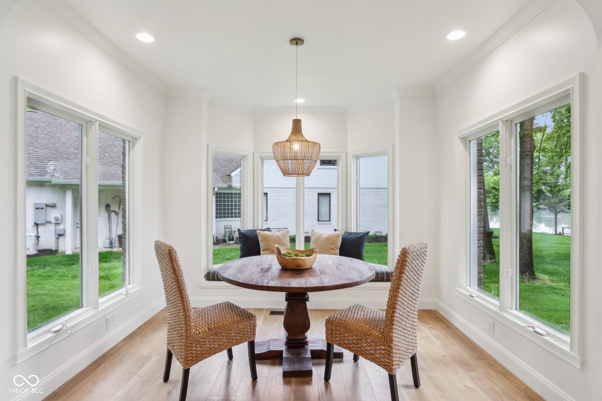 5786 E Fall Creek Pkwy N Drive