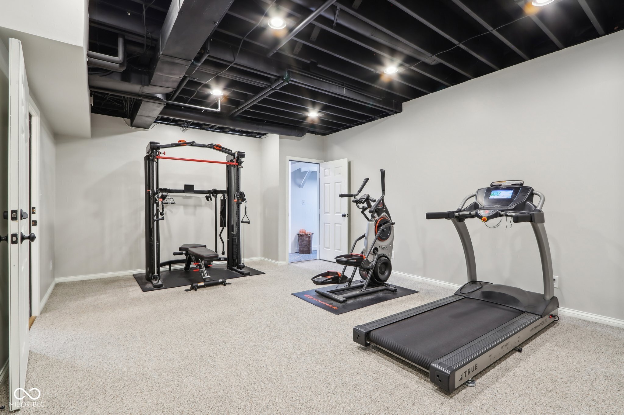 5786 E Fall Creek Pkwy N Drive