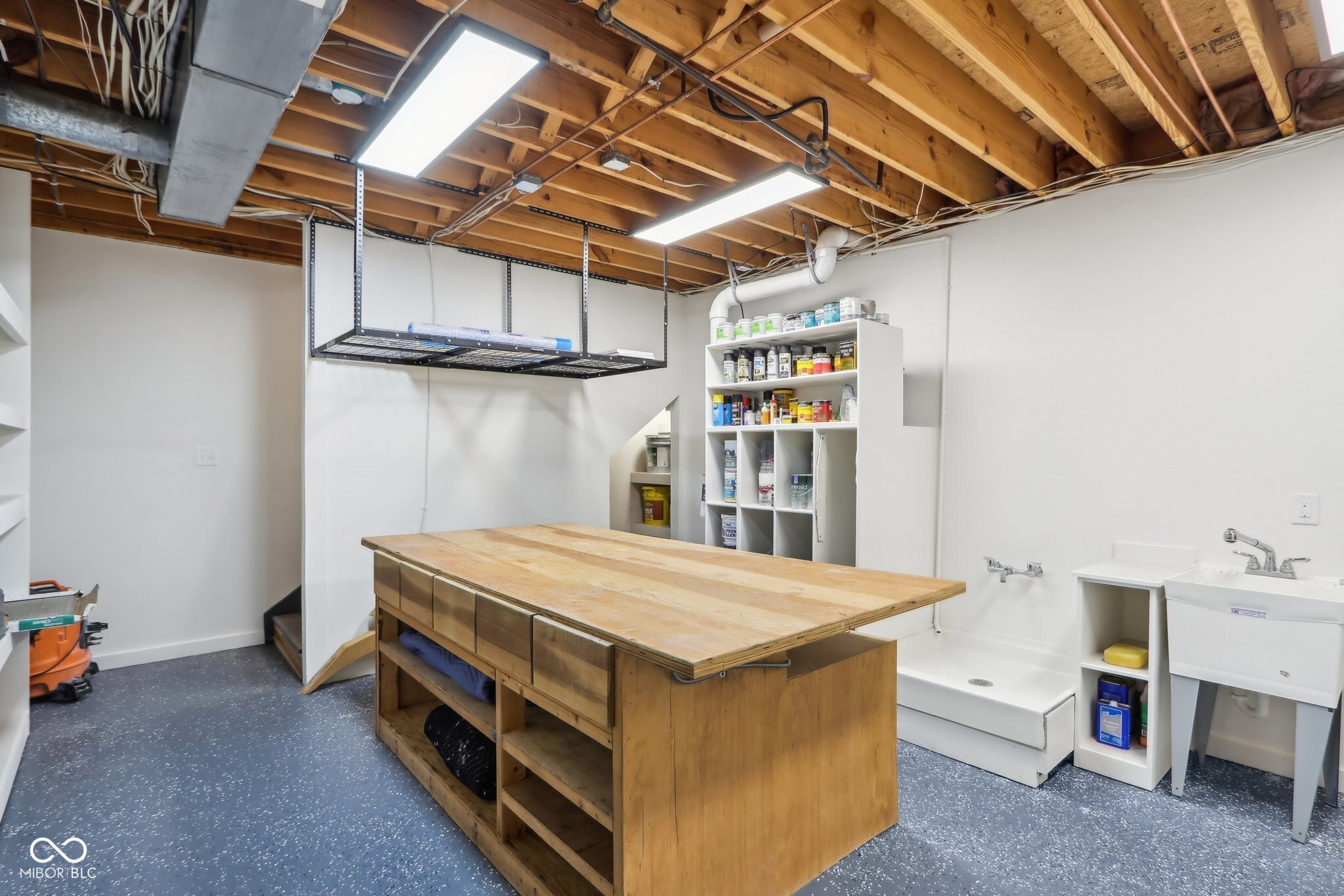 5786 E Fall Creek Pkwy N Drive