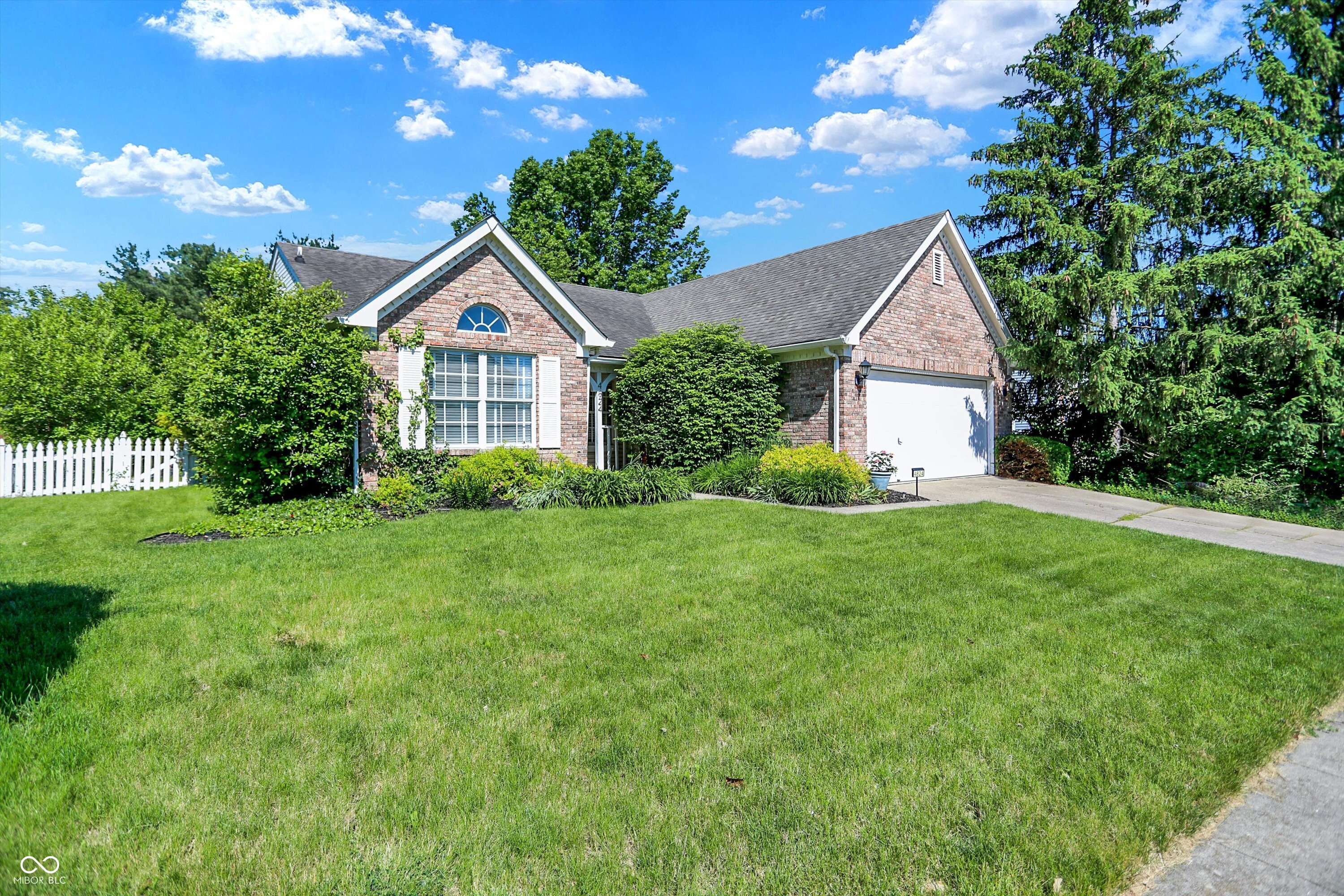 4824 Eagles Watch Lane