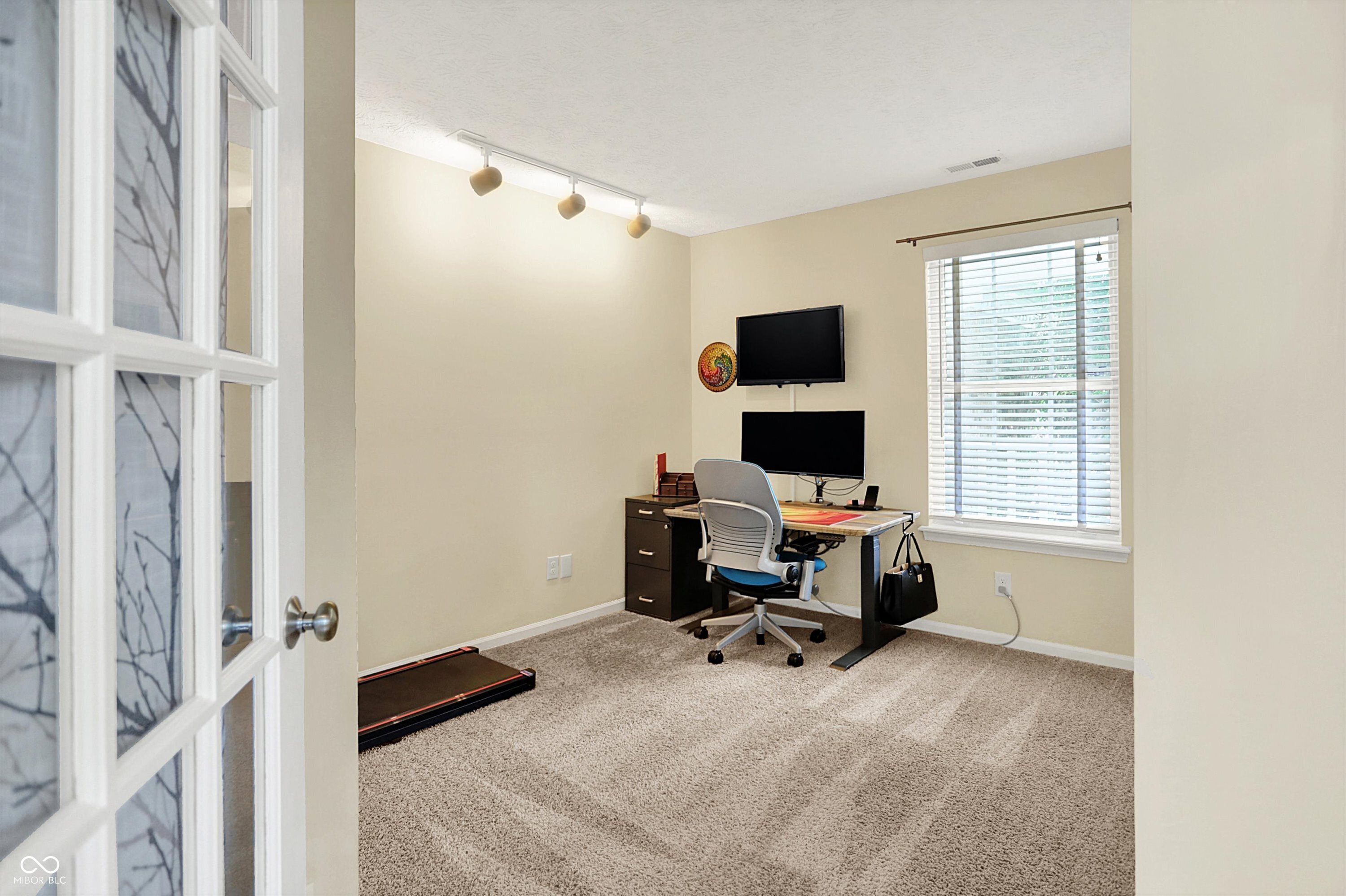 4824 Eagles Watch Lane