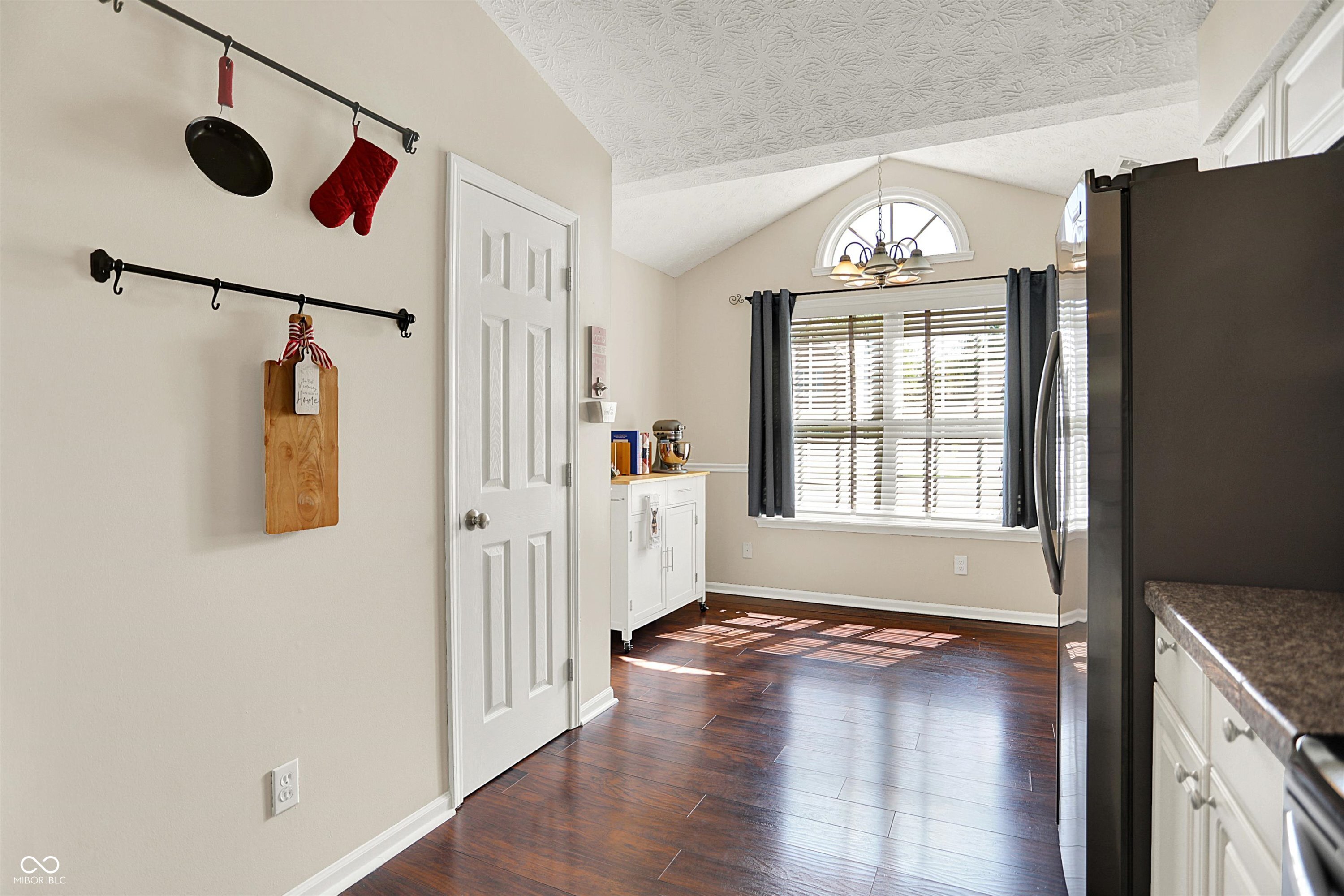 4824 Eagles Watch Lane