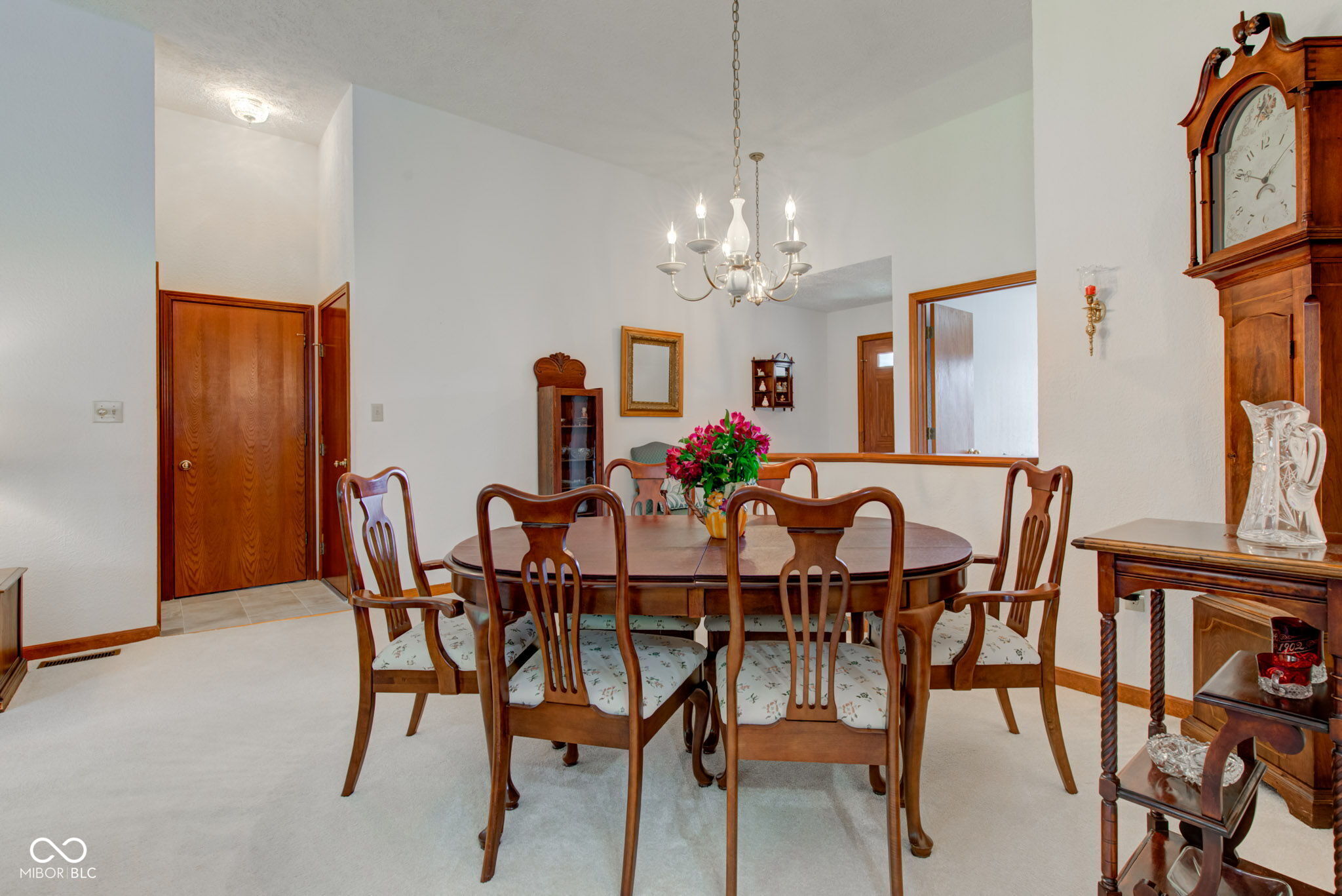 12258 Charing Cross Road