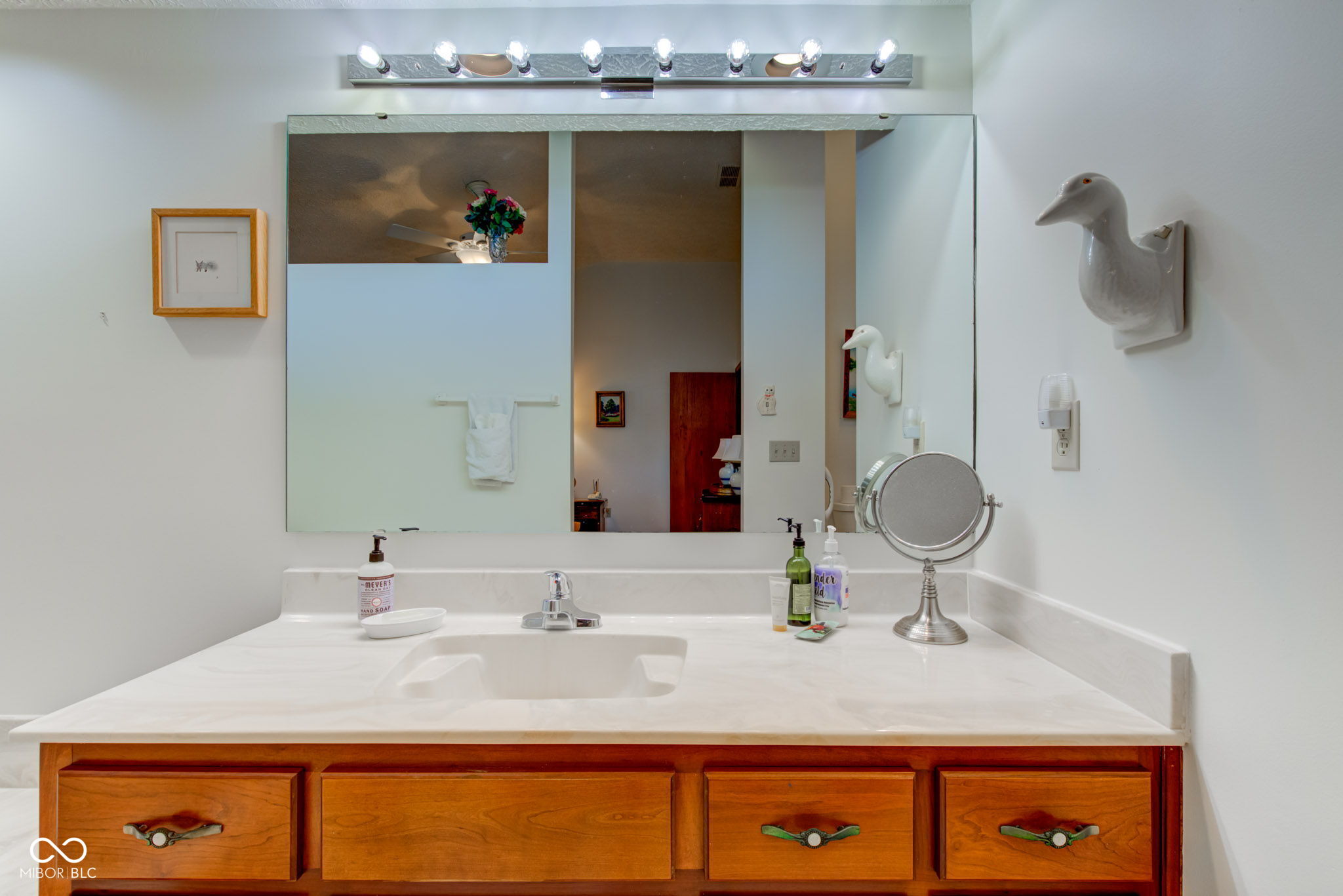 12258 Charing Cross Road