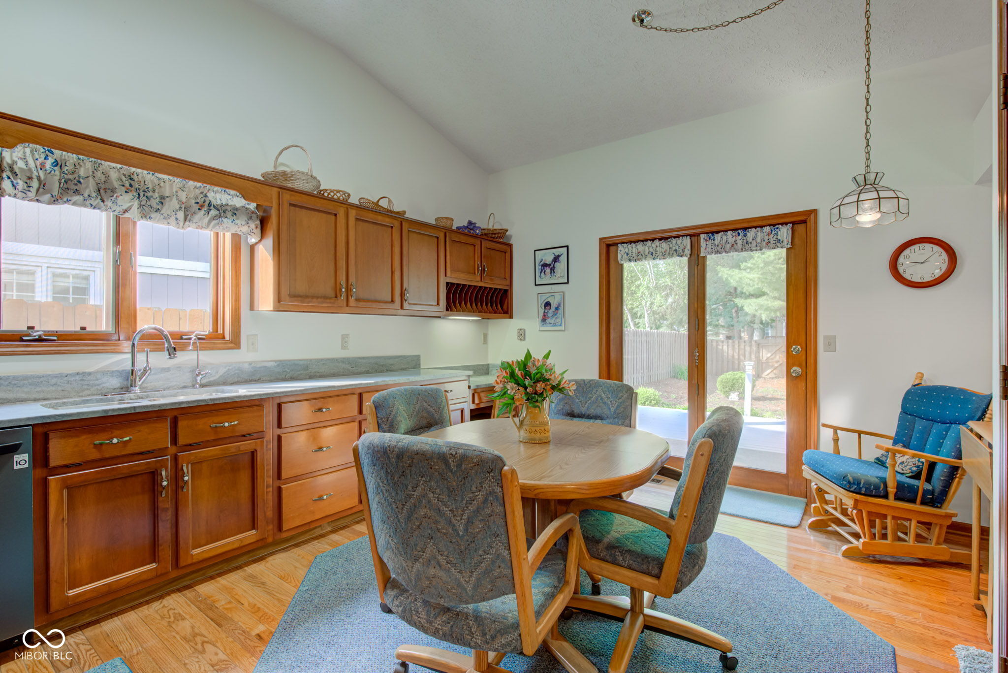 12258 Charing Cross Road