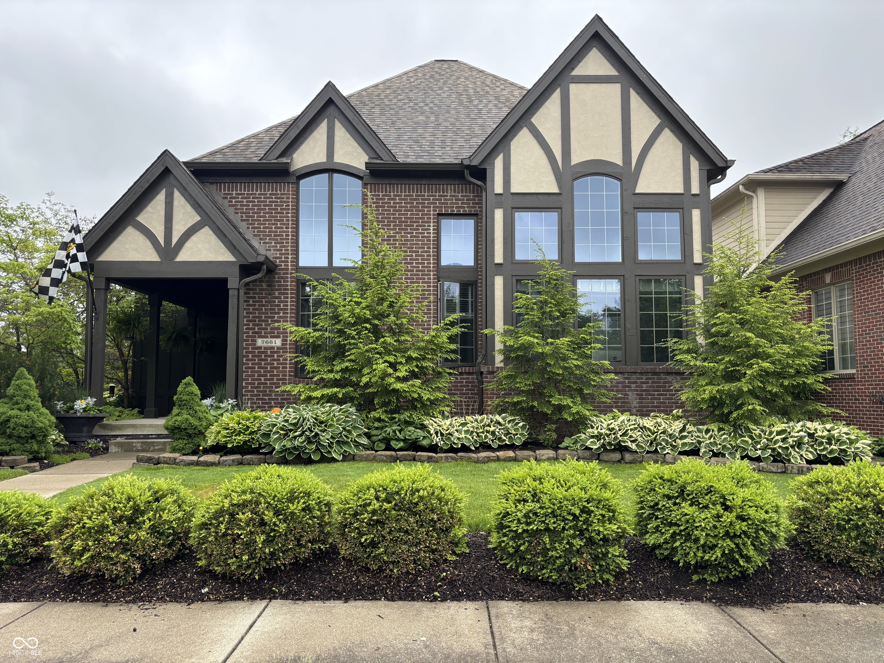 7661 Carriage House Way