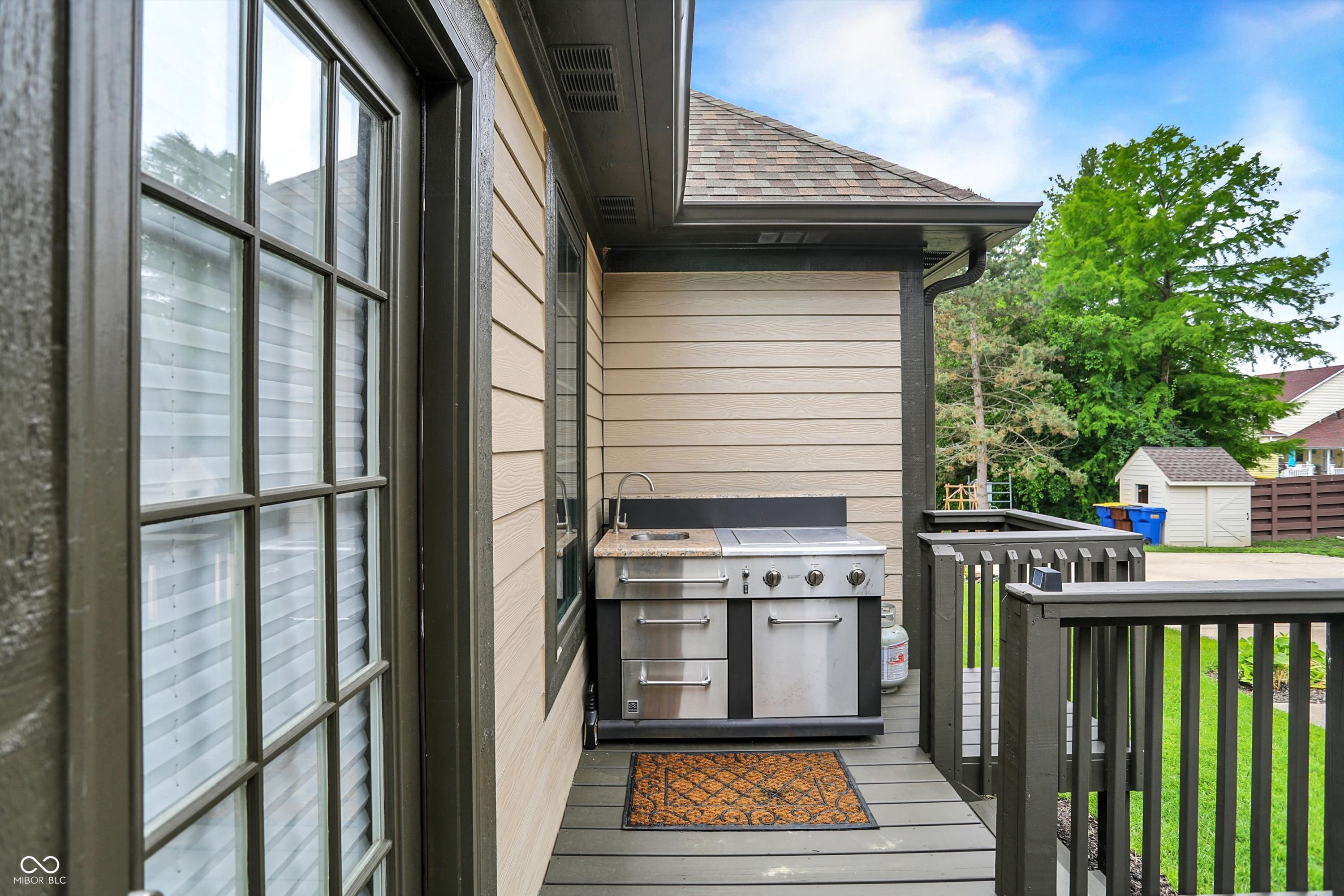 7661 Carriage House Way