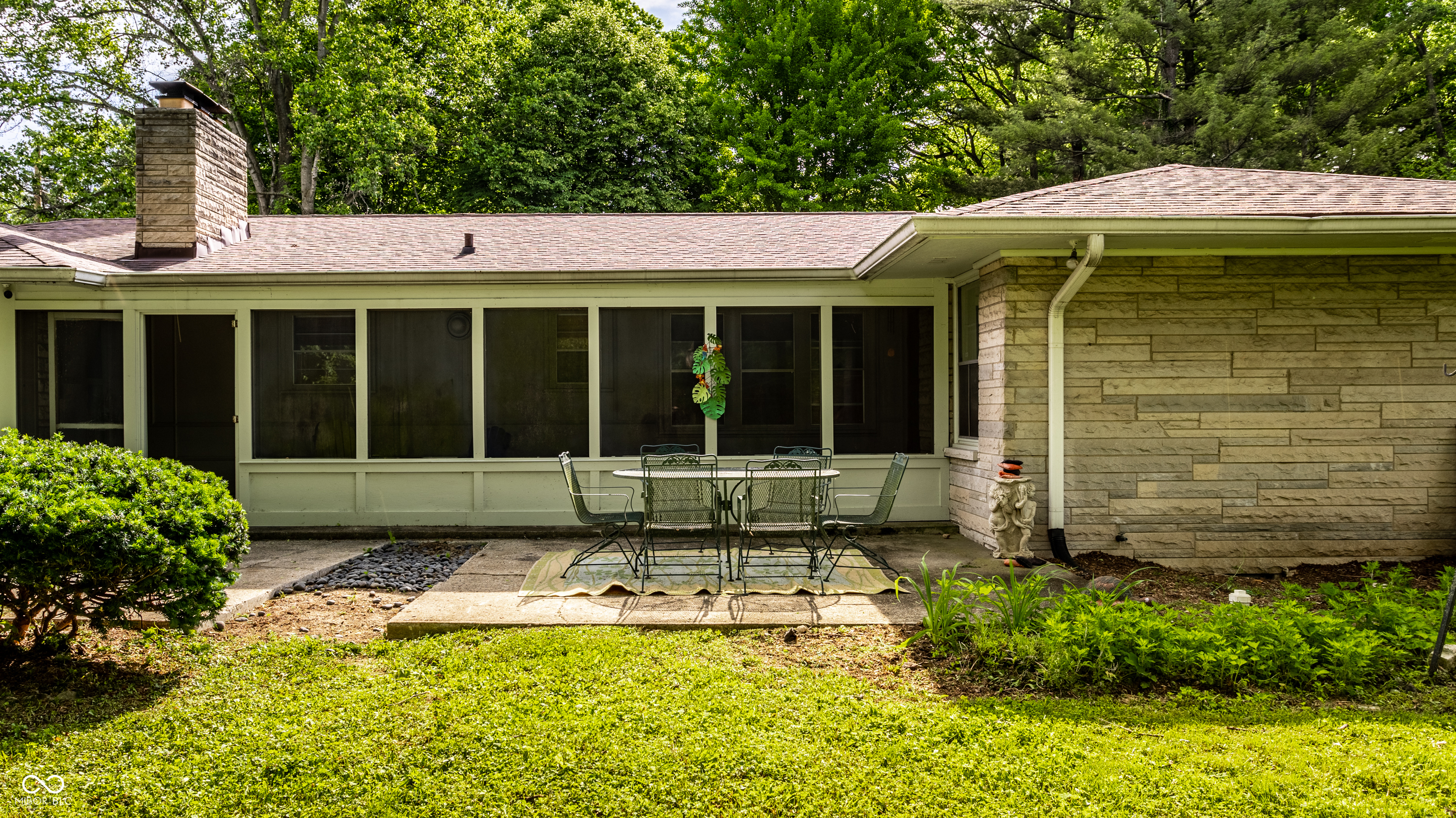 6220 Spring Mill Road