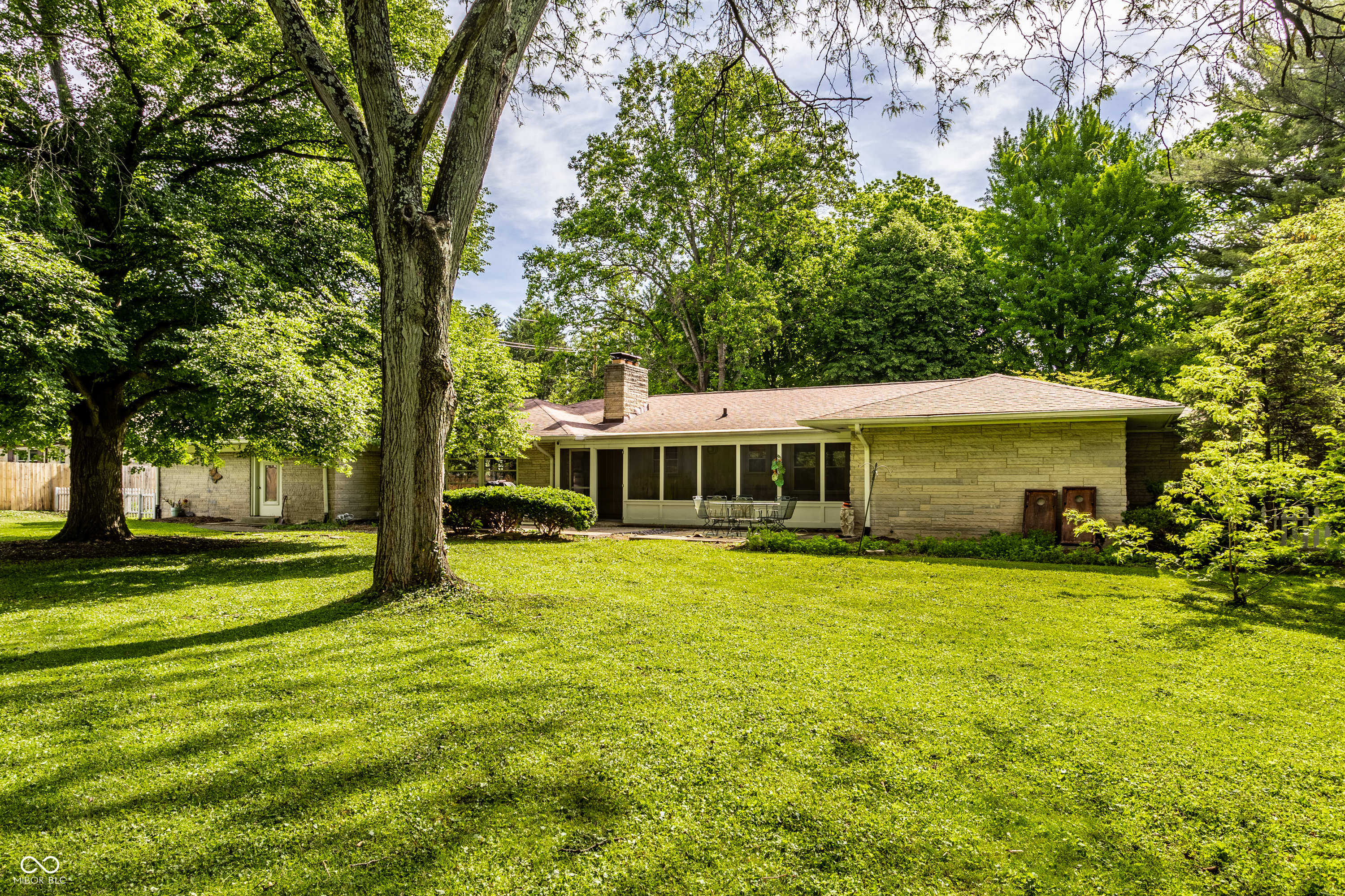 6220 Spring Mill Road