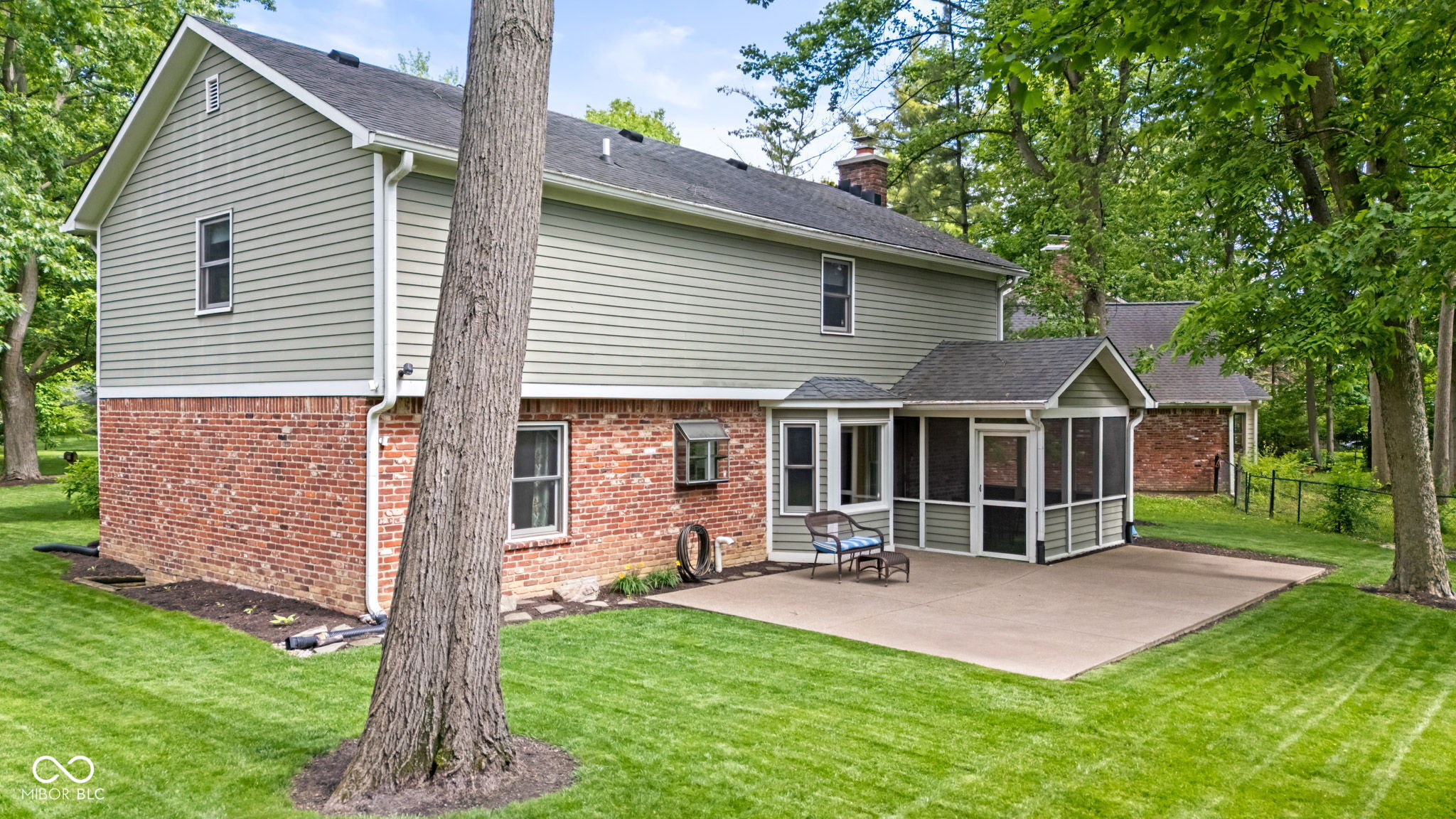 8934 Pinyon Court