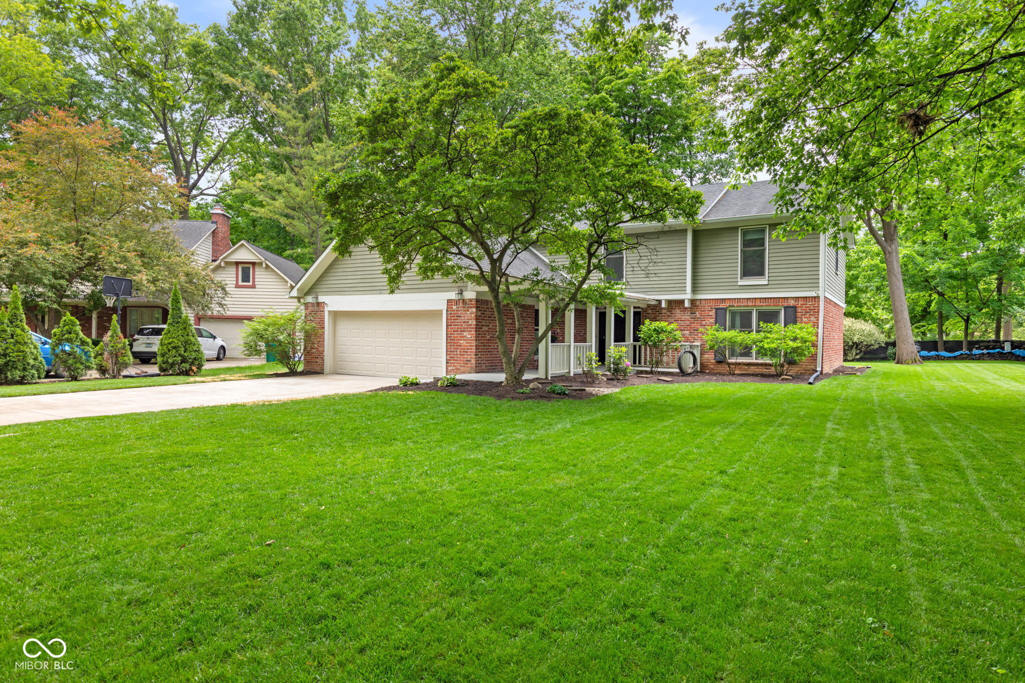 8934 Pinyon Court