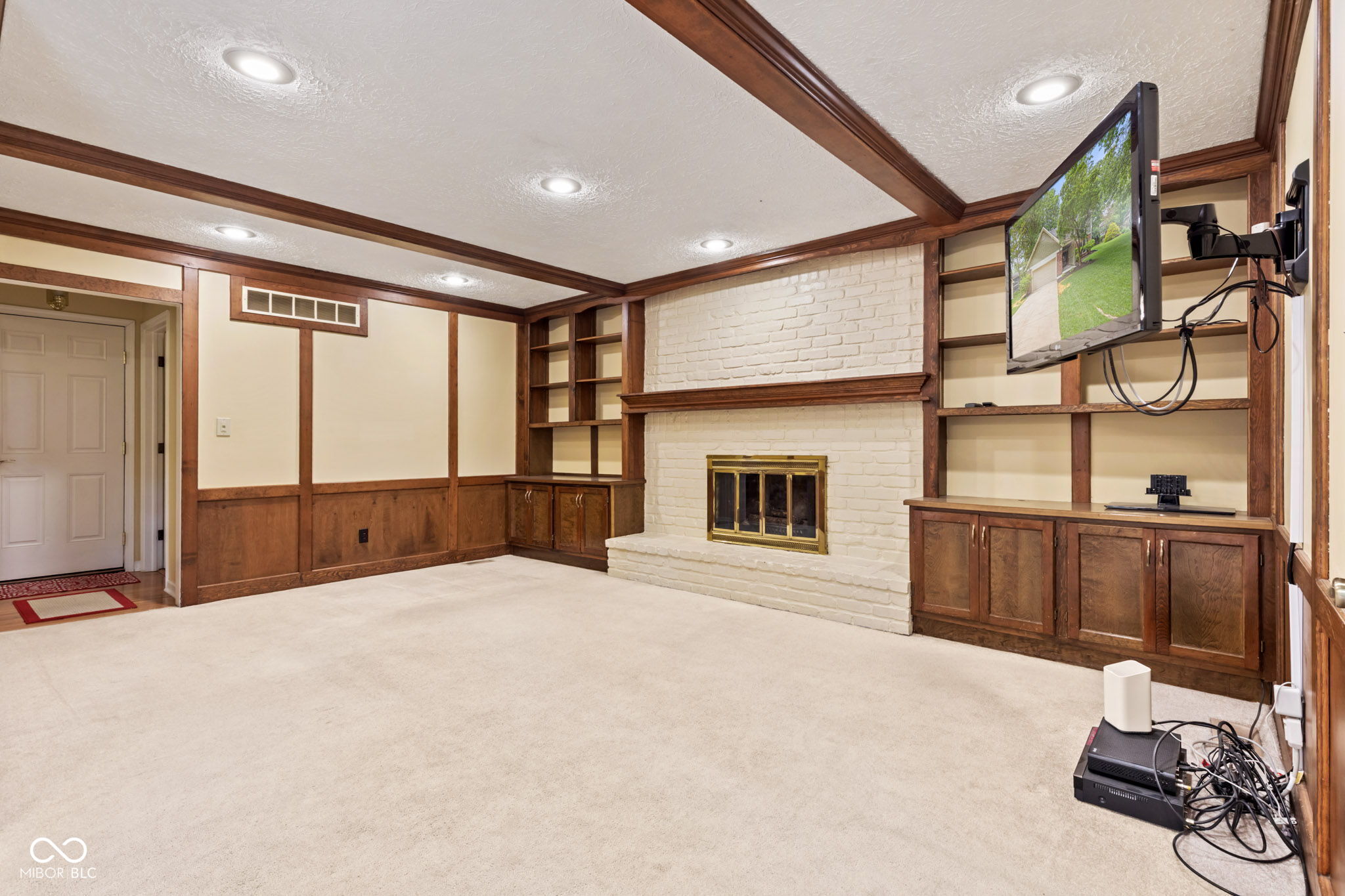 8934 Pinyon Court