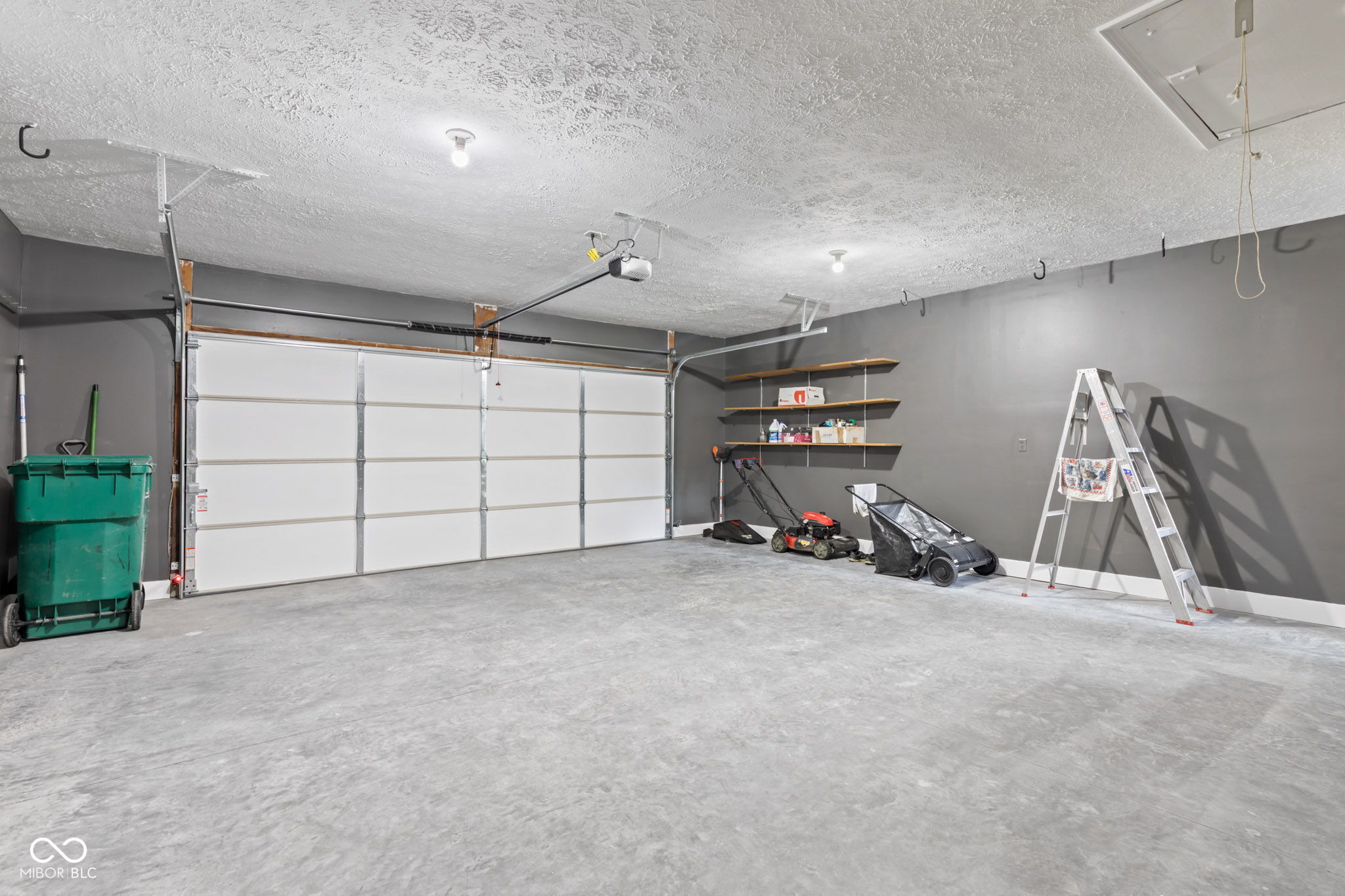 8934 Pinyon Court