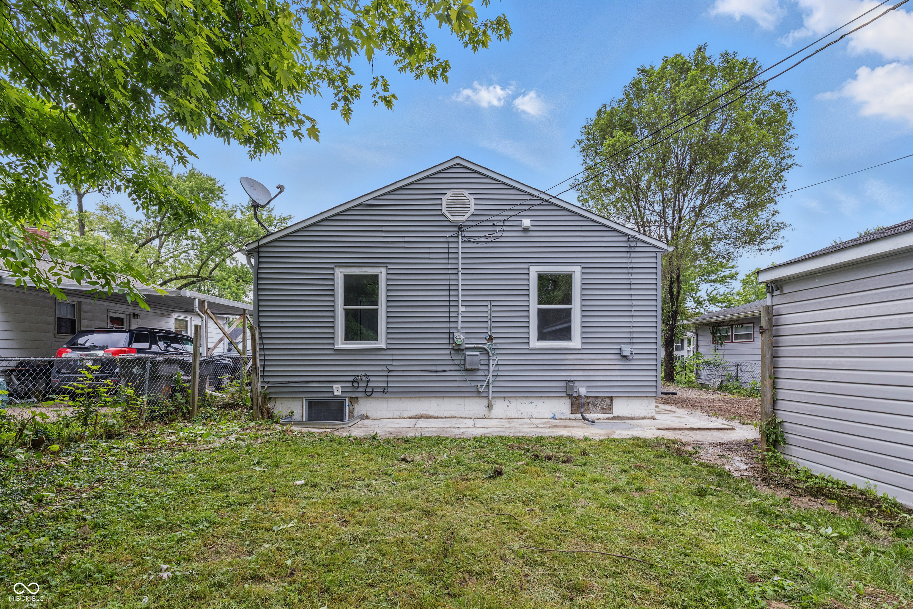 3334 N Chester Avenue