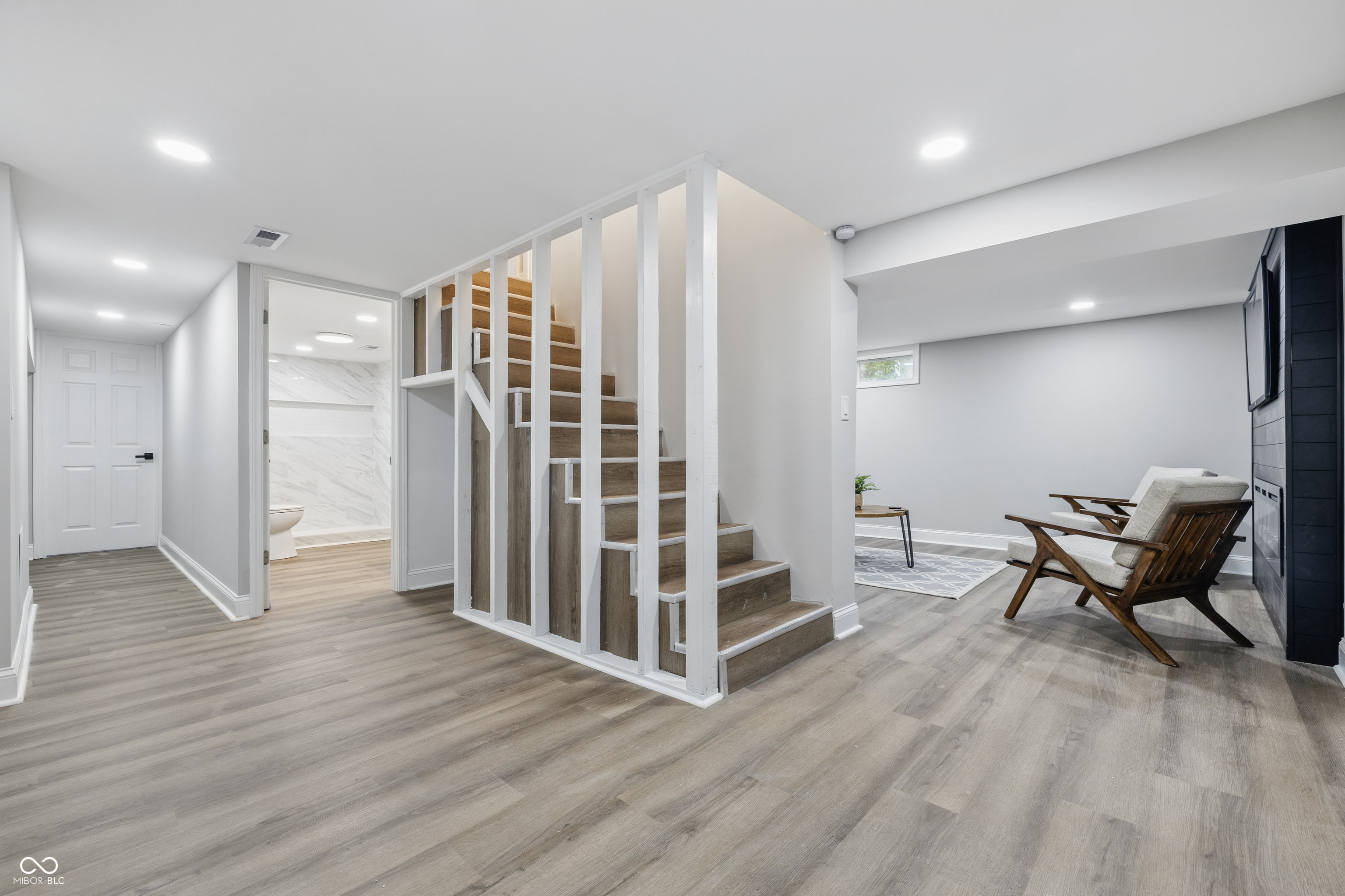 3334 N Chester Avenue