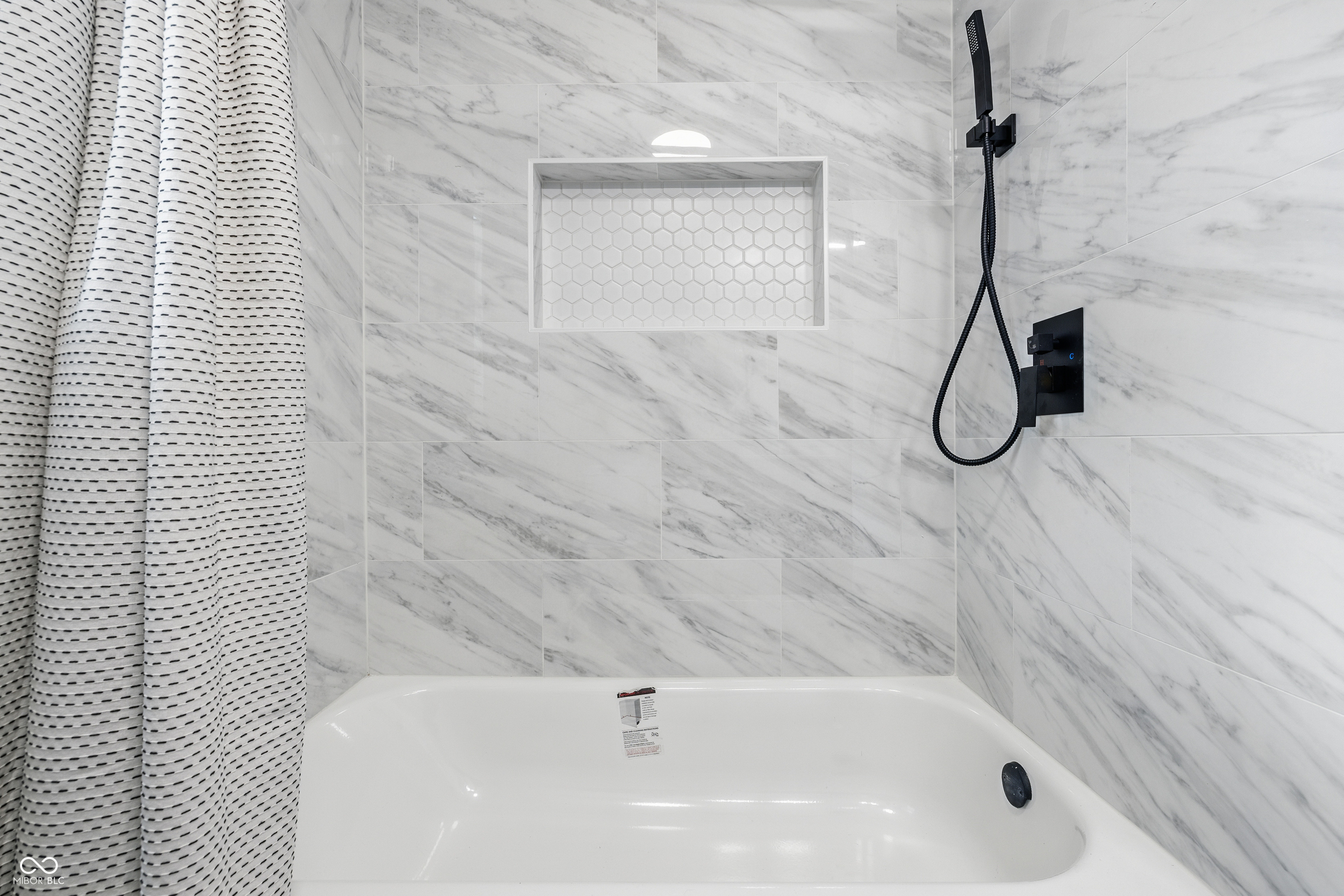 3334 N Chester Avenue