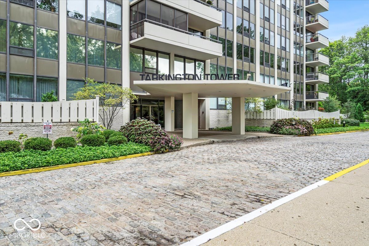 4000 N Meridian Street Unit: APT 11D