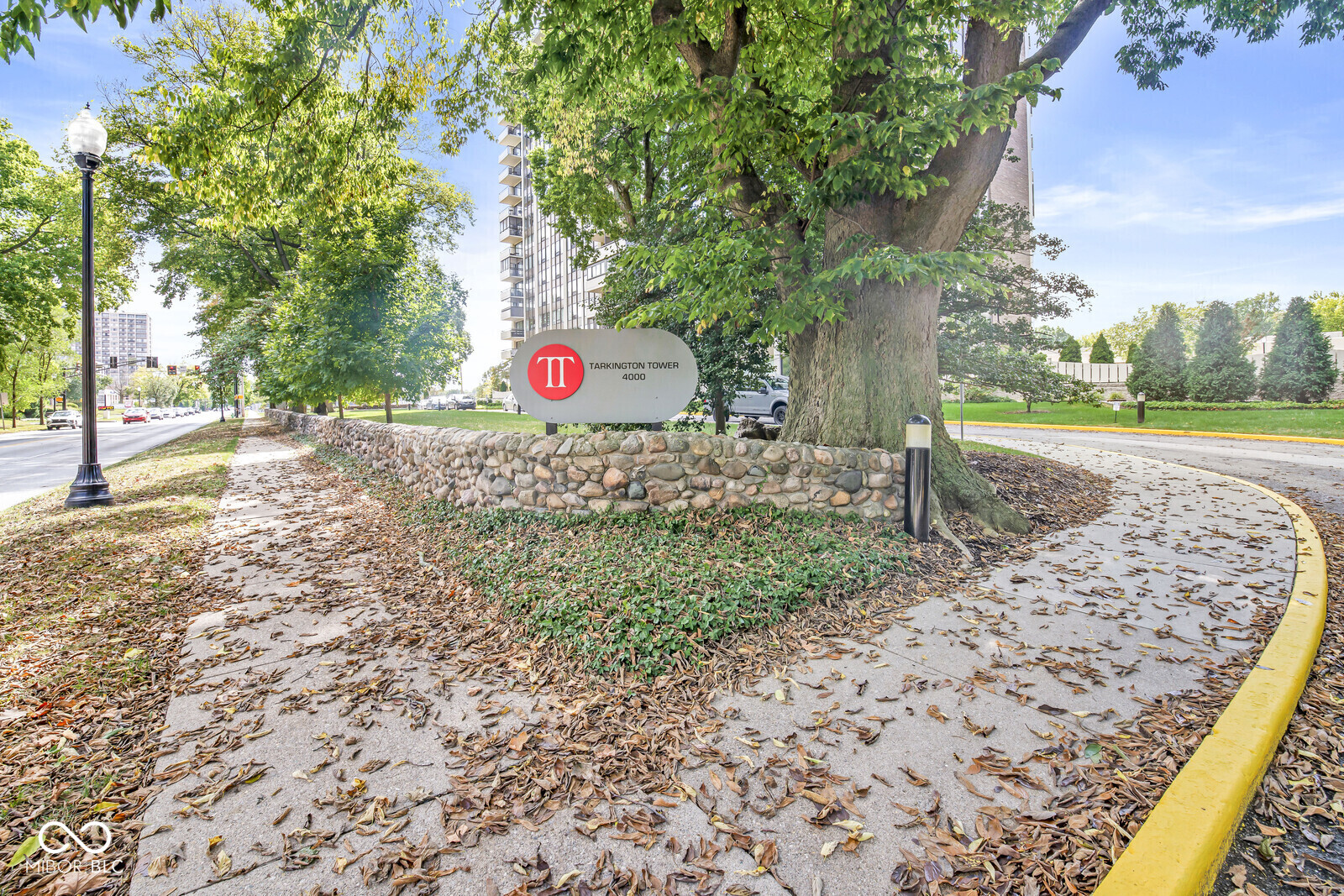 4000 N Meridian Street Unit: APT 11D