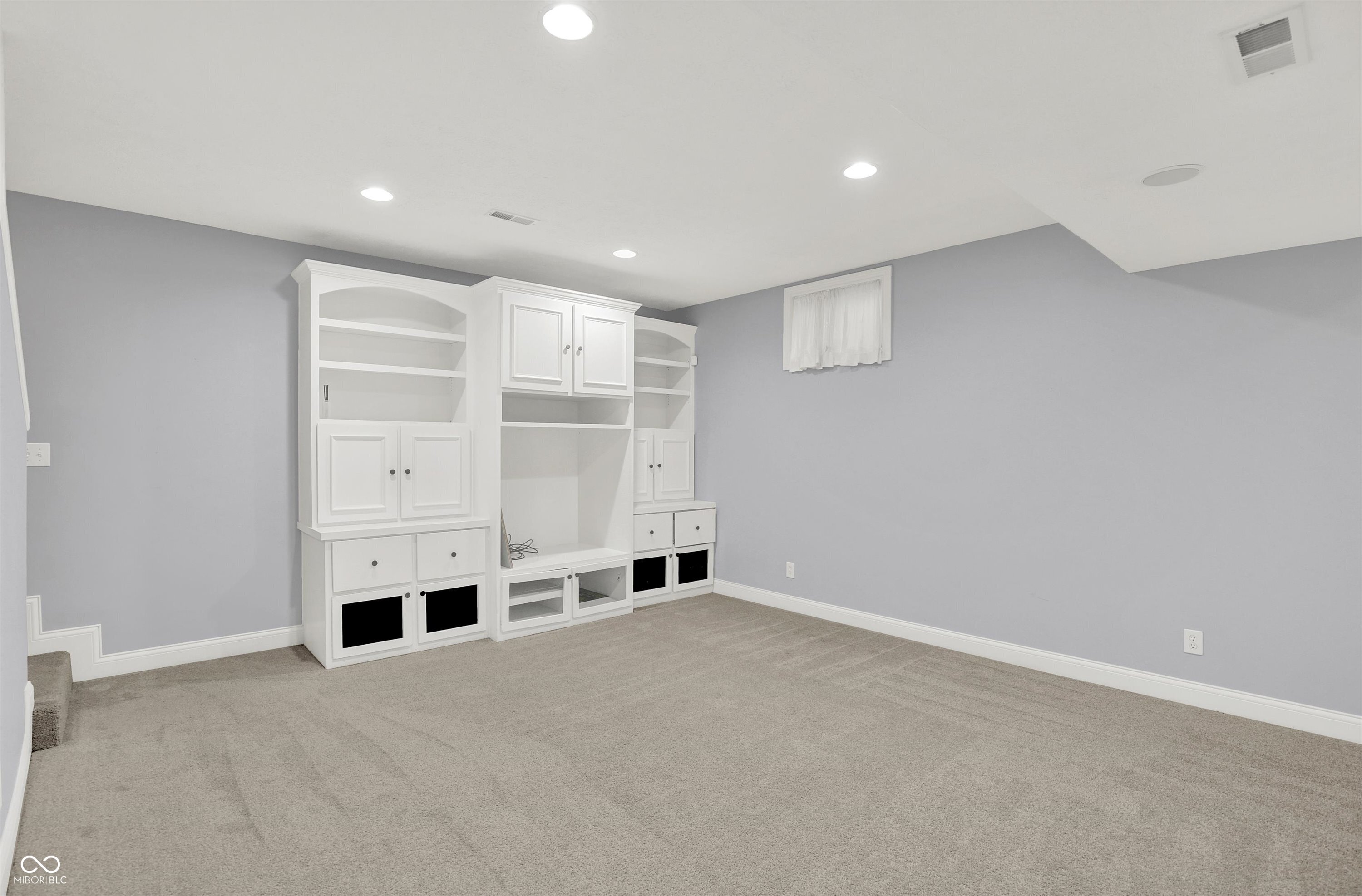 1410 Shadow Court