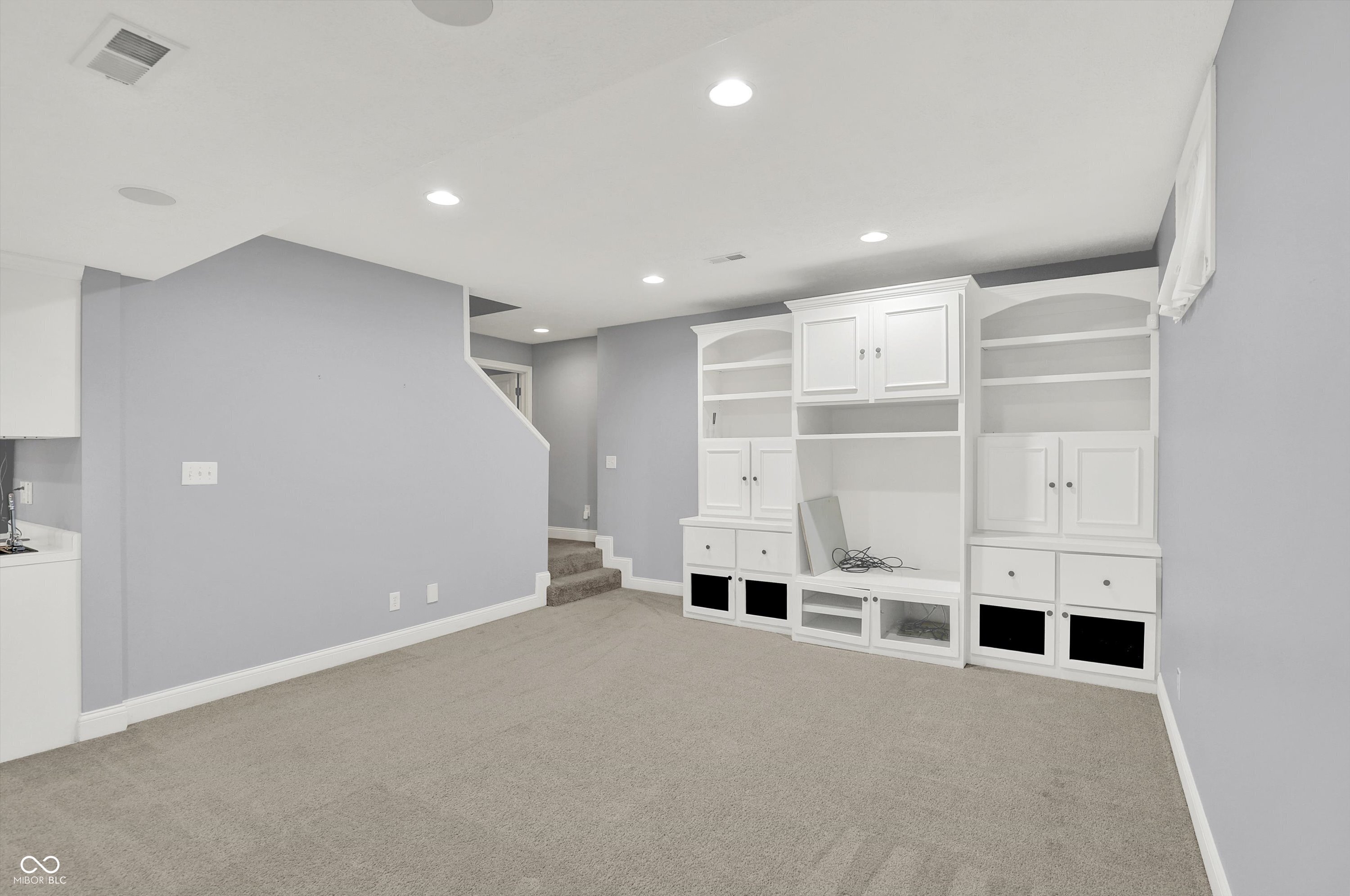 1410 Shadow Court