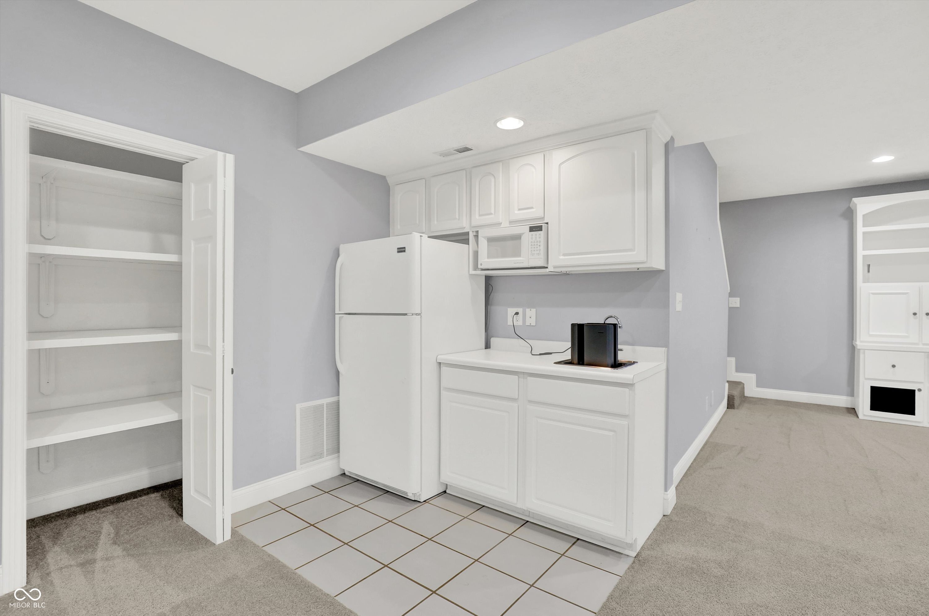 1410 Shadow Court