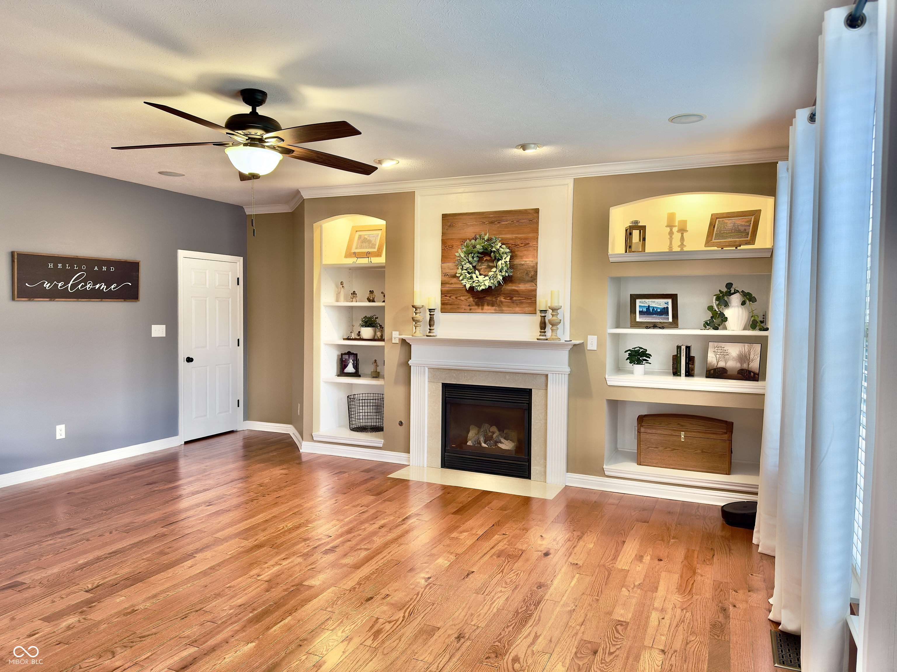 9833 Parkshore Drive