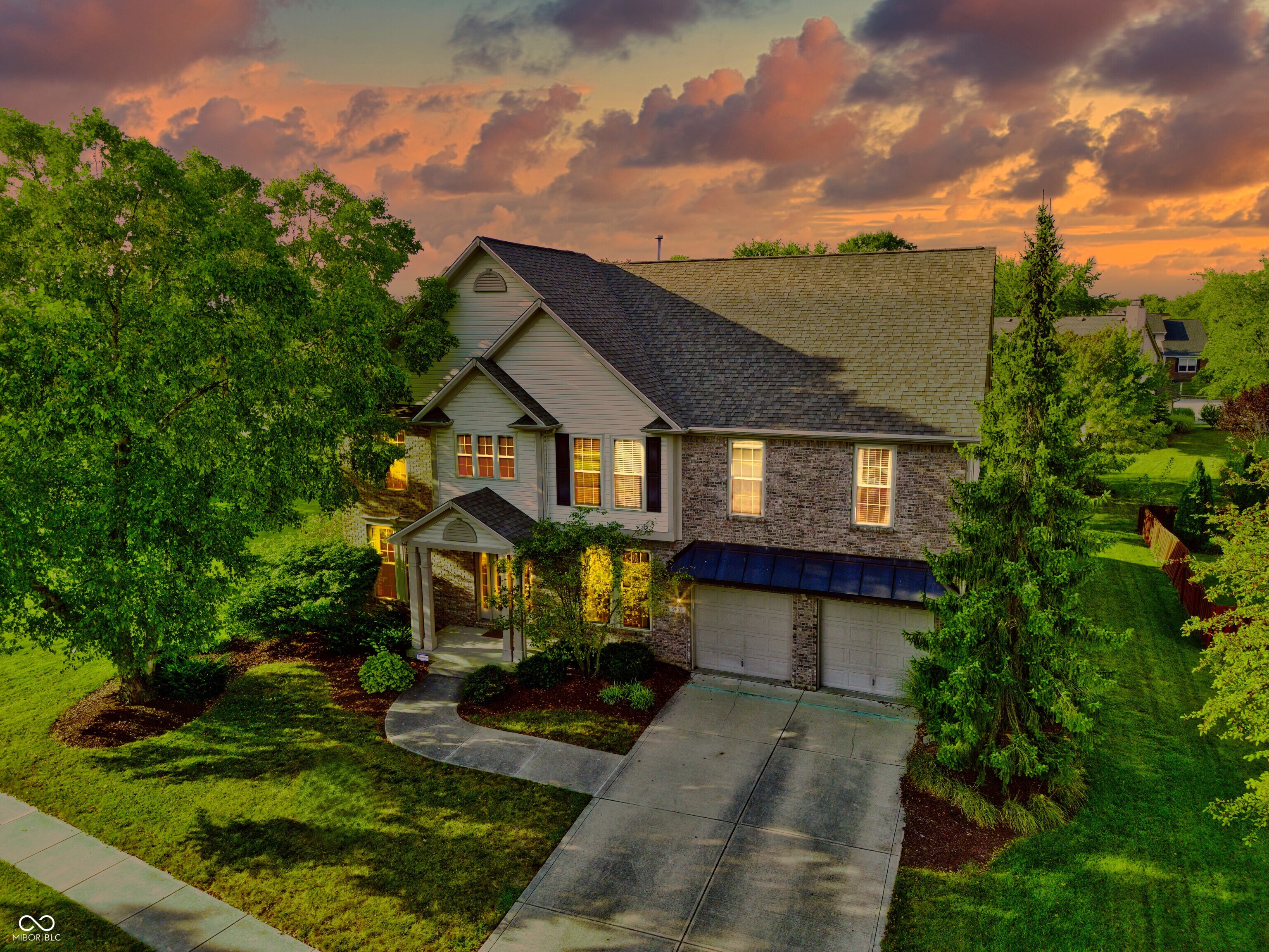 9833 Parkshore Drive