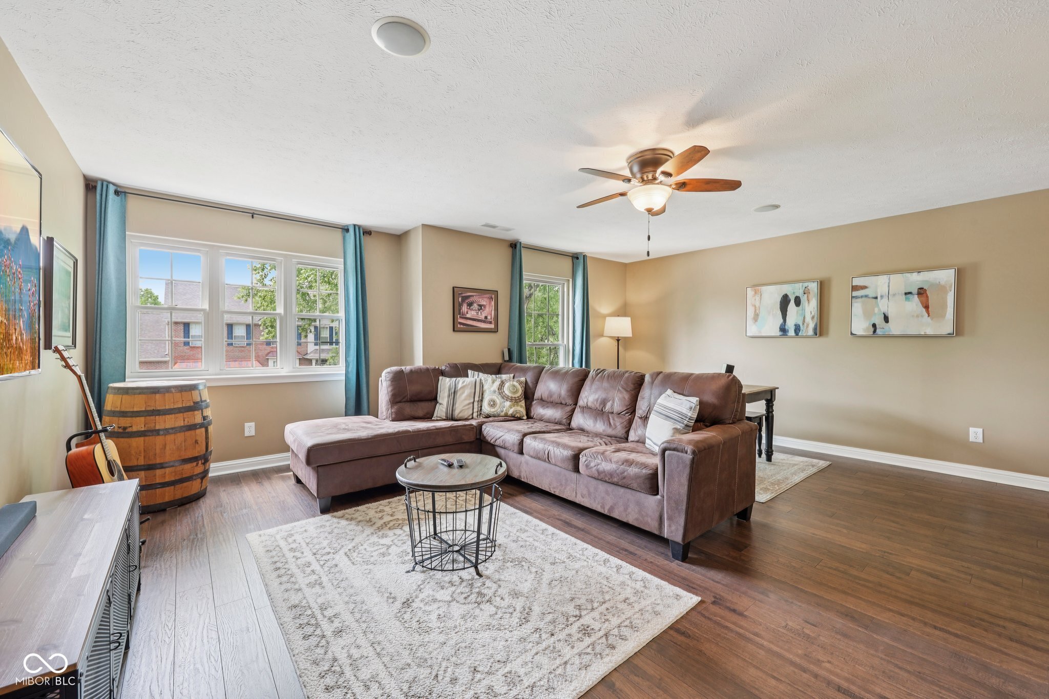 9833 Parkshore Drive