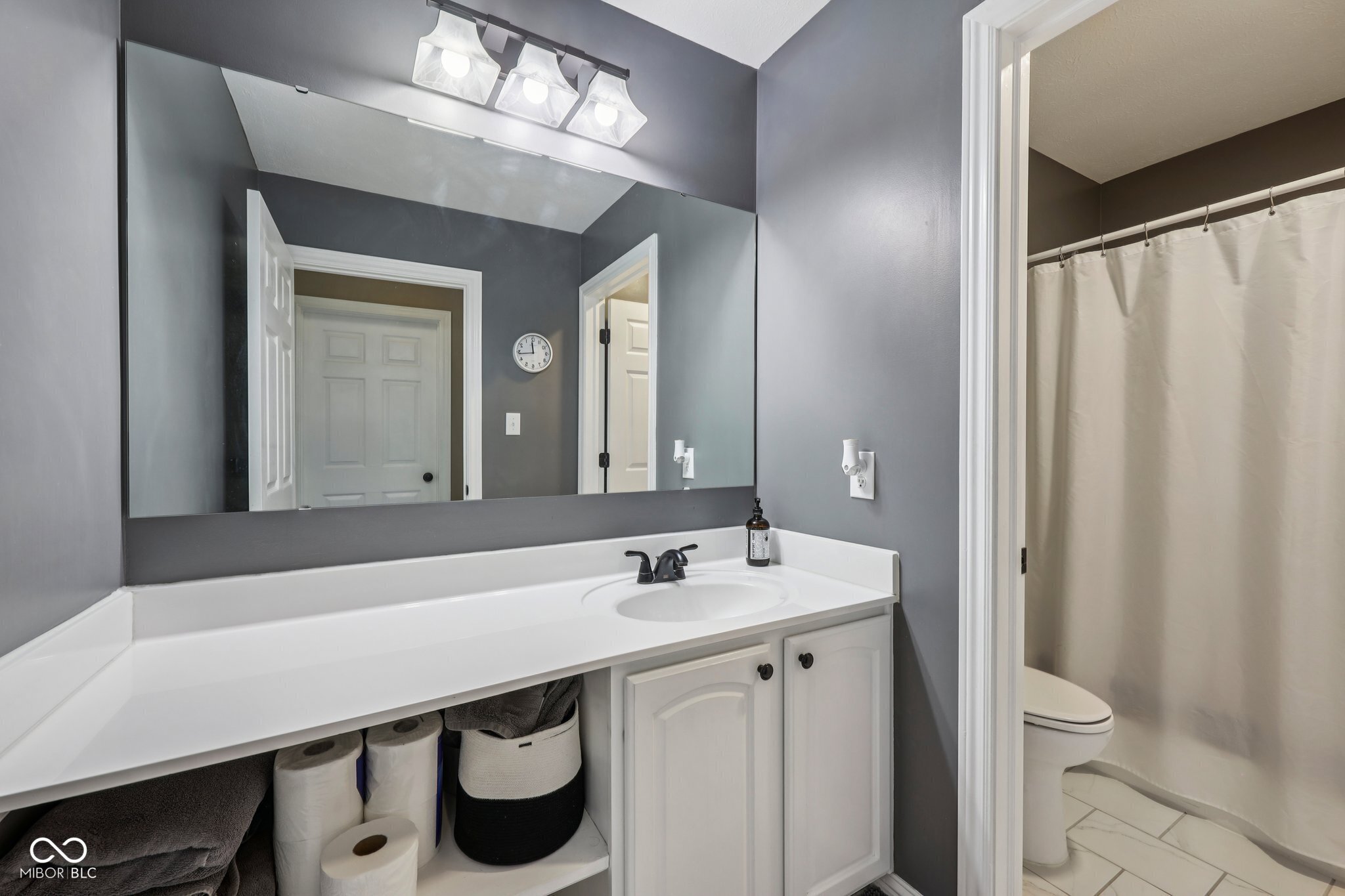 9833 Parkshore Drive