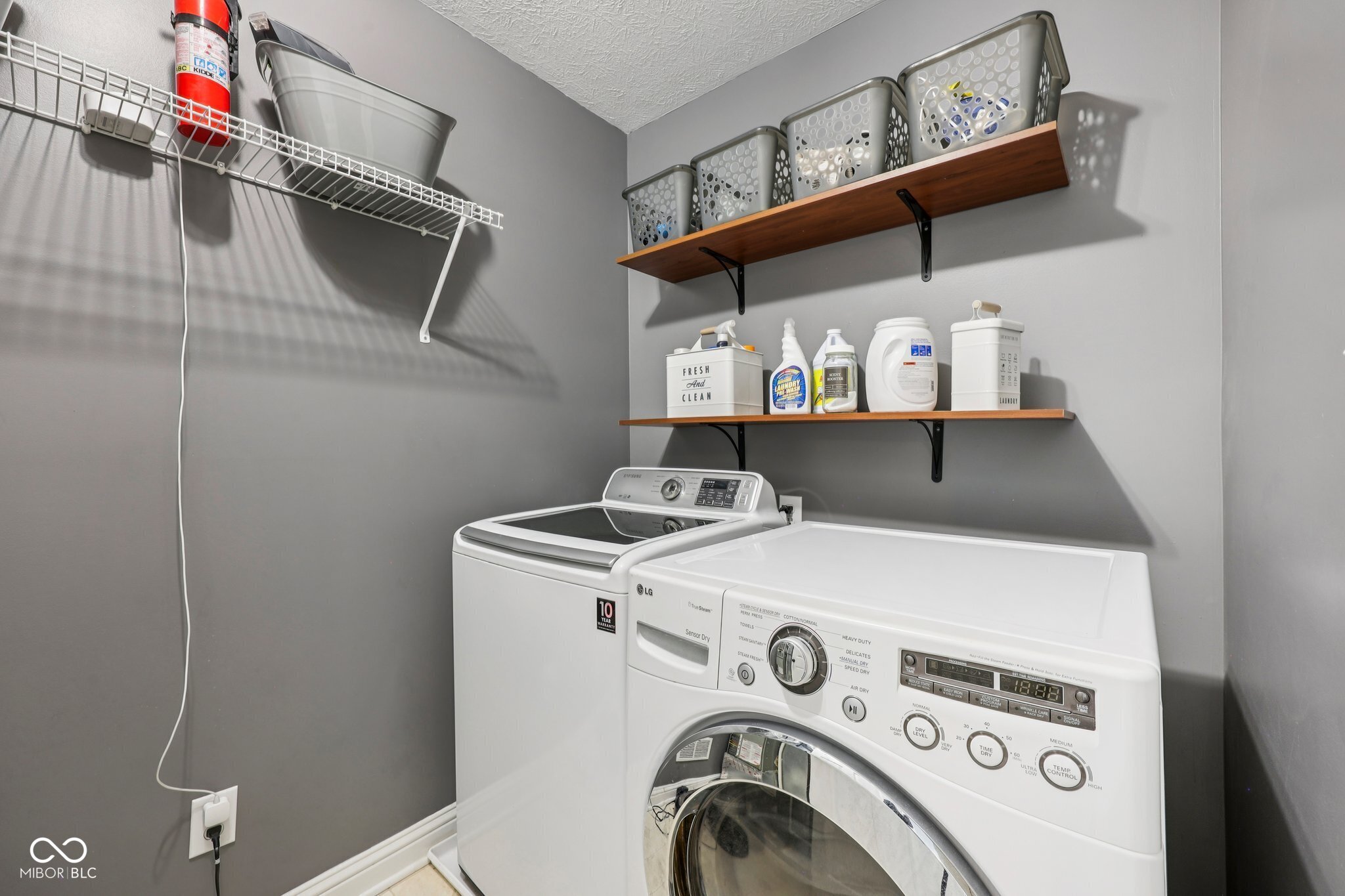 9833 Parkshore Drive