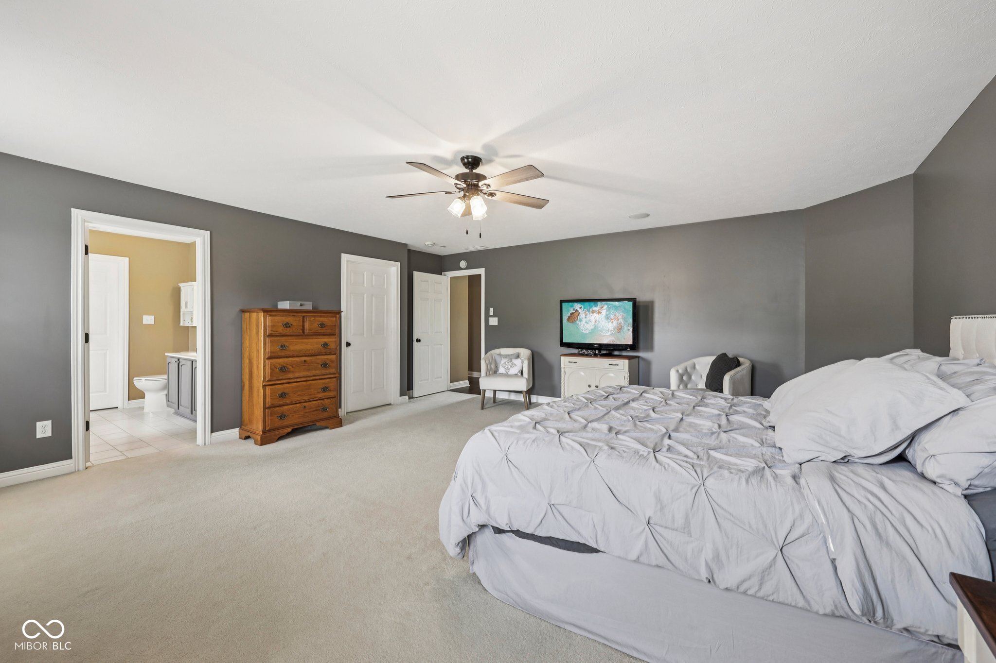 9833 Parkshore Drive