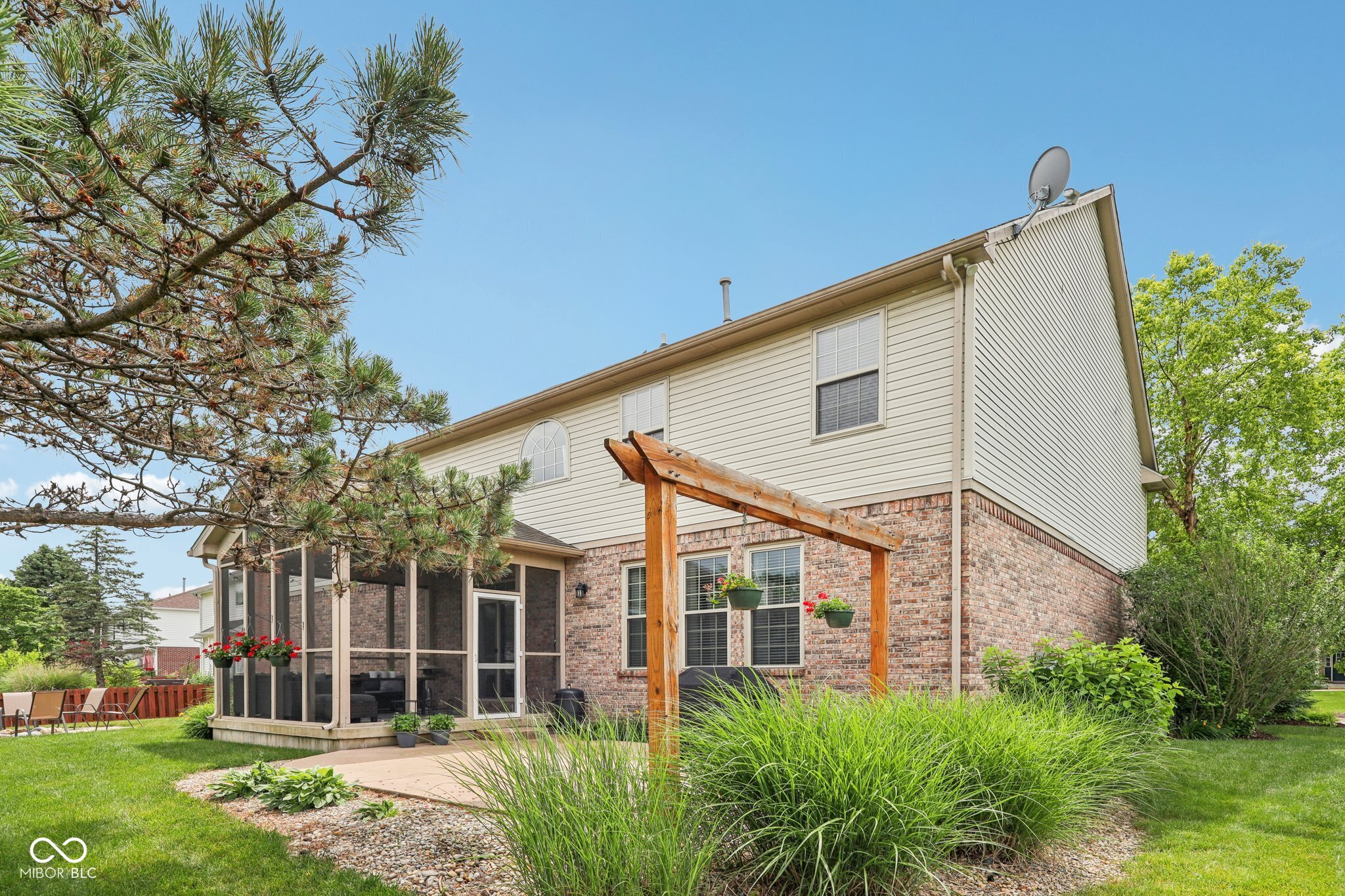 9833 Parkshore Drive