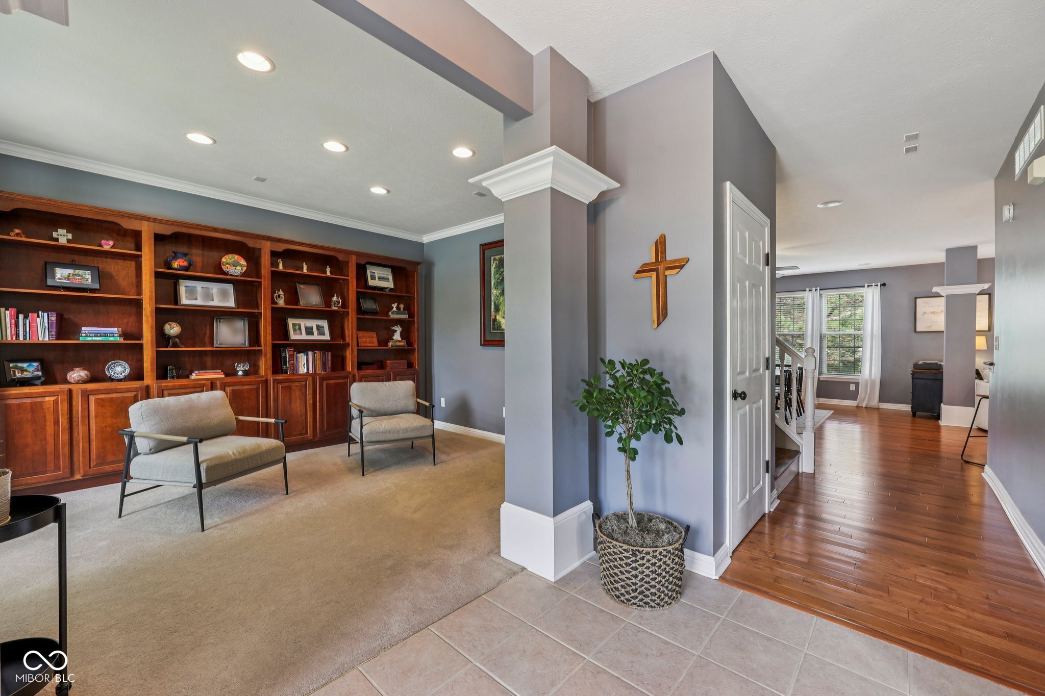 9833 Parkshore Drive