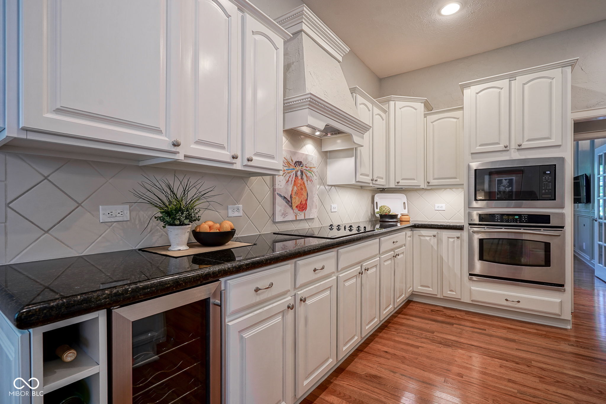 2223 Shaftesbury Road